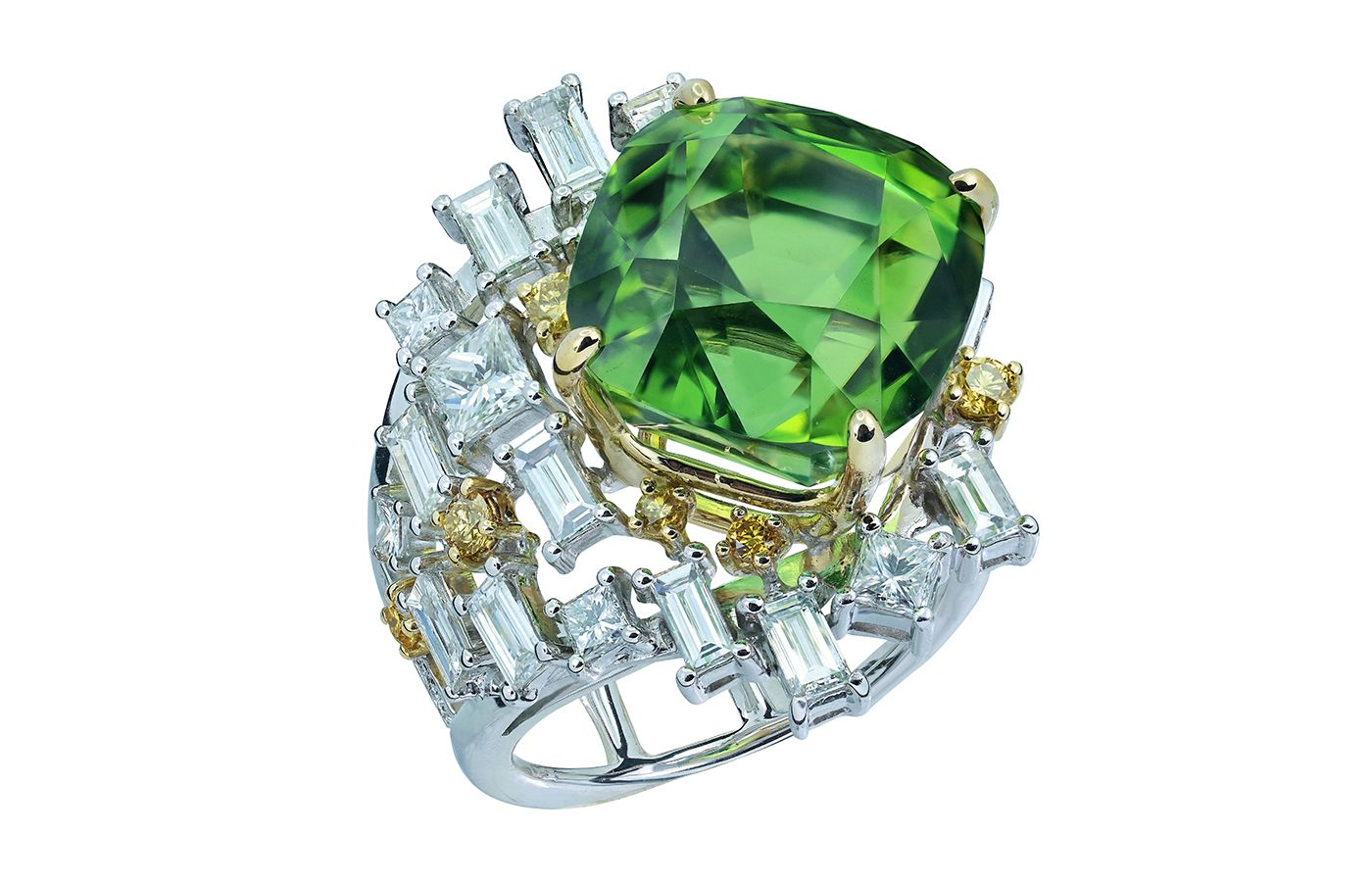  Caratell ring inspired by Machu Picchu with a 16.38-carat green tourmaline 