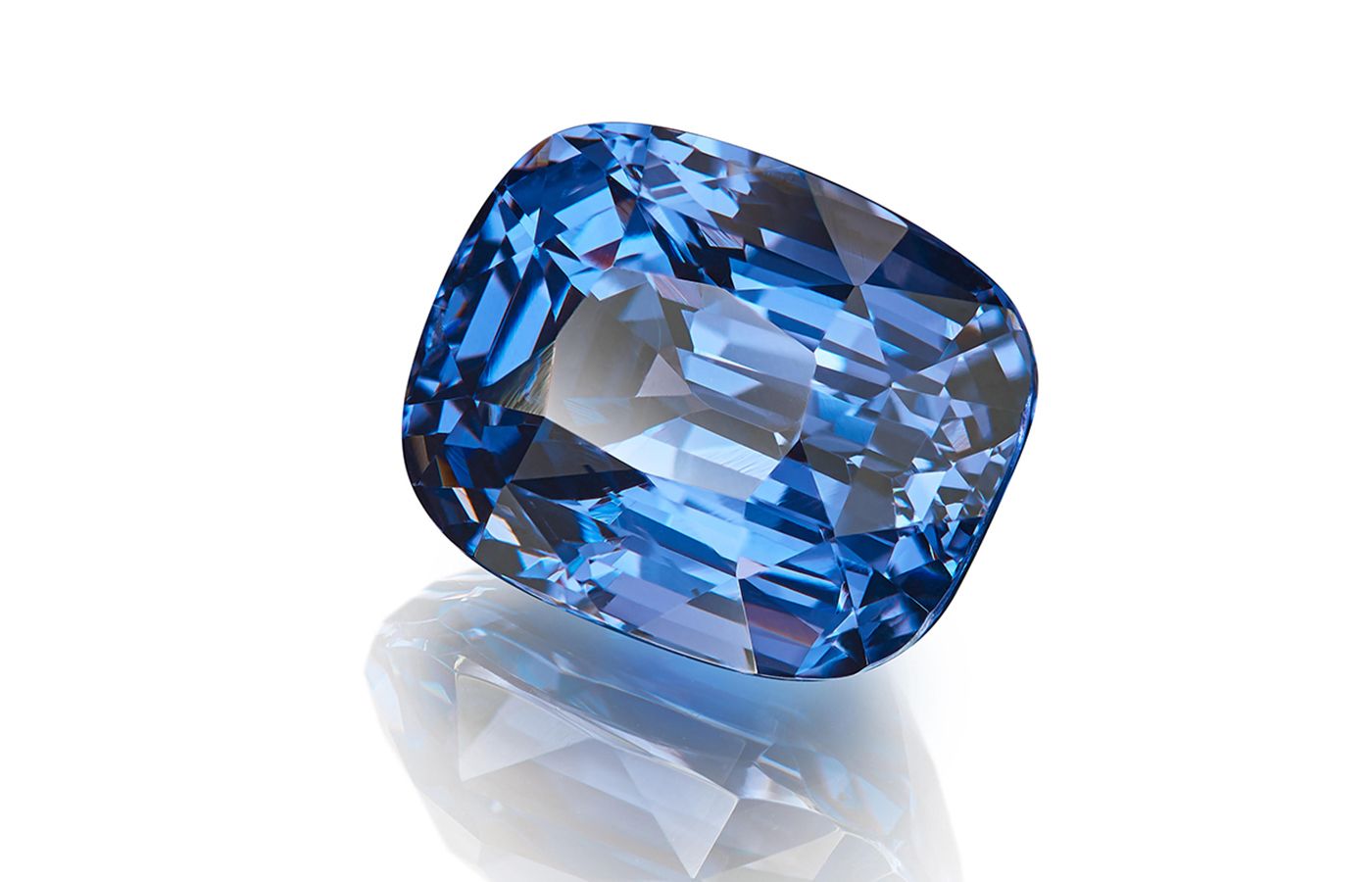  A blue spinel from Constantin Wild 