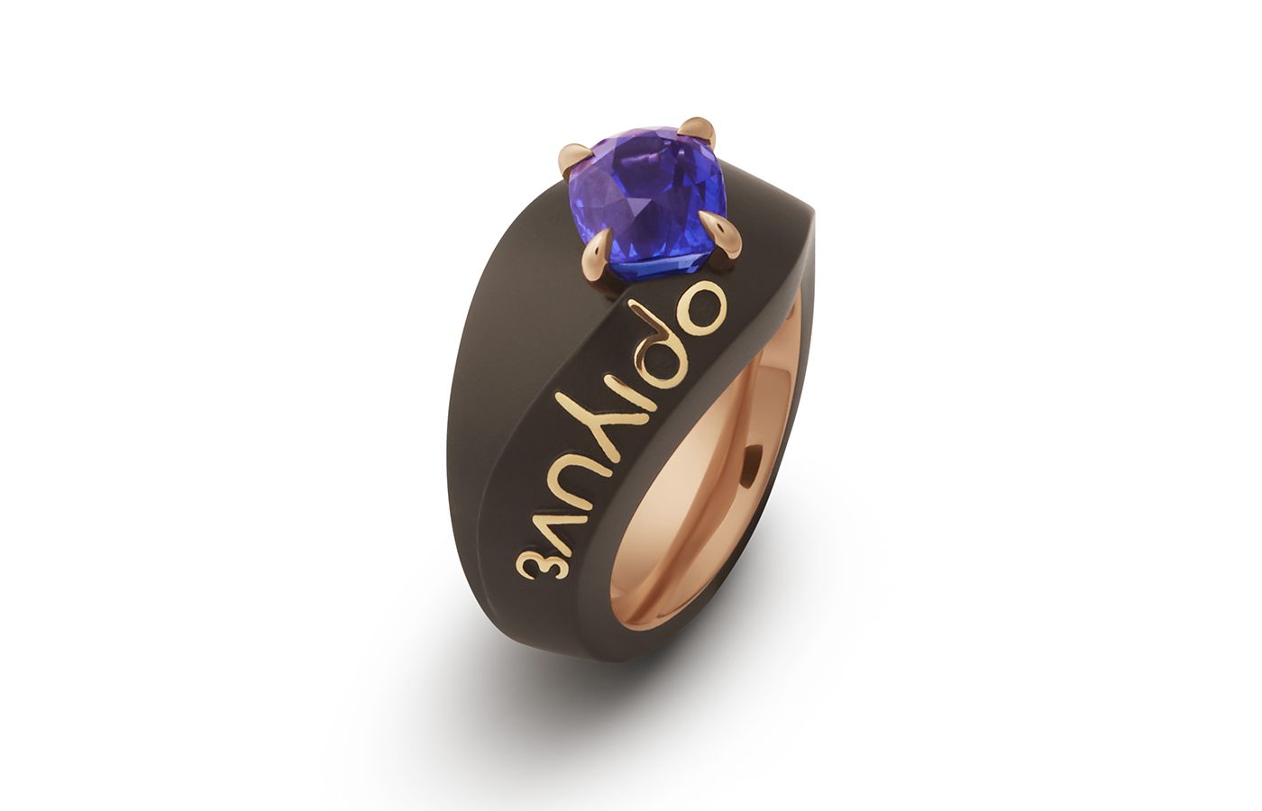  Philippe Guilhem Isyce ring with a 3.74 carat sapphire and Greek lettering from the Mashandy Origyne collection