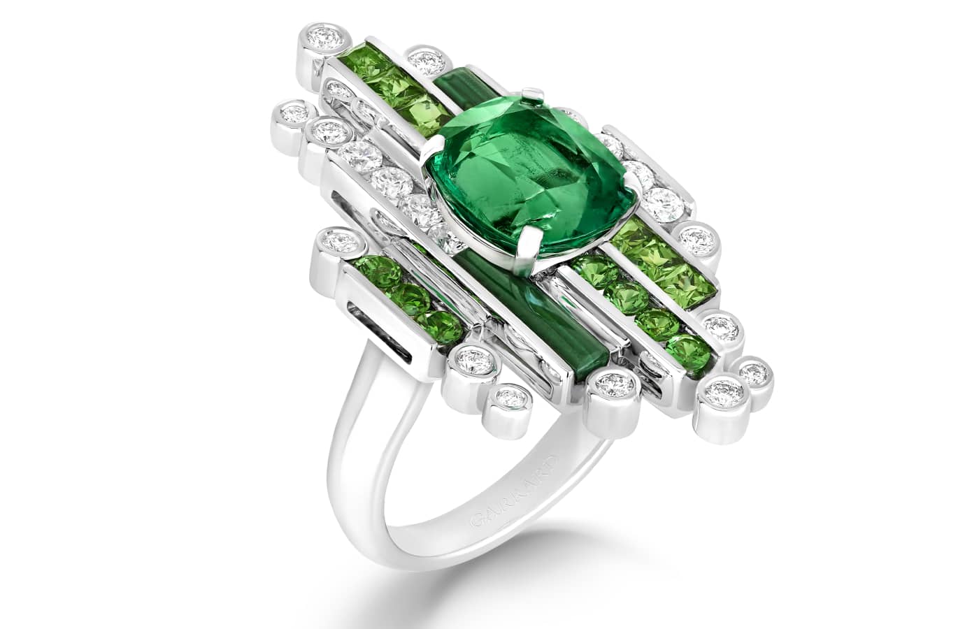  Garrard Amazonia ring in white gold, emerald, diamond, tsavorite and malachite from the Couture High Jewellery collection