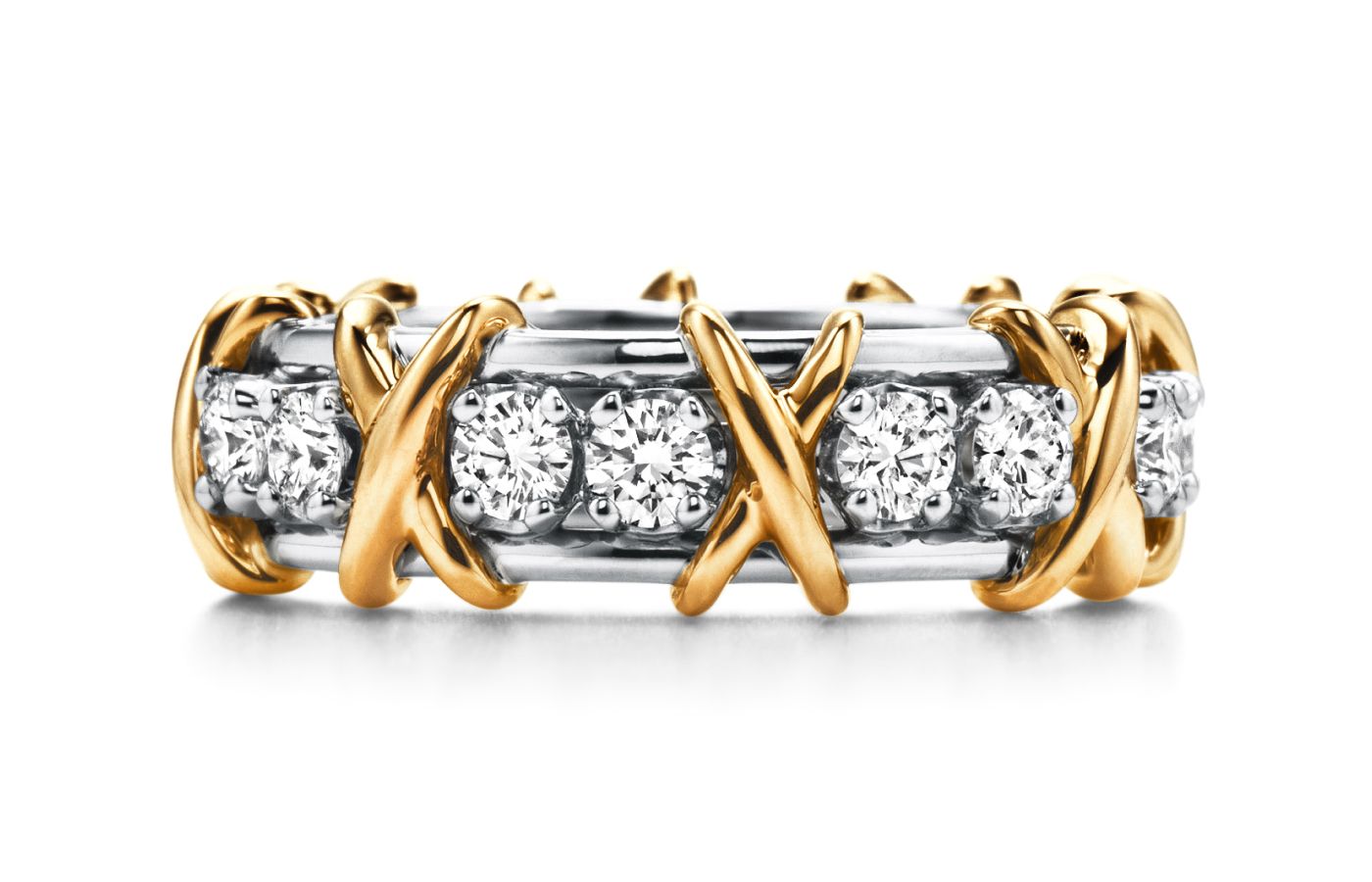  Tiffany & Co. Schlumberger ring with diamonds worn by Jenna Ortega at the SAG Awards 2023