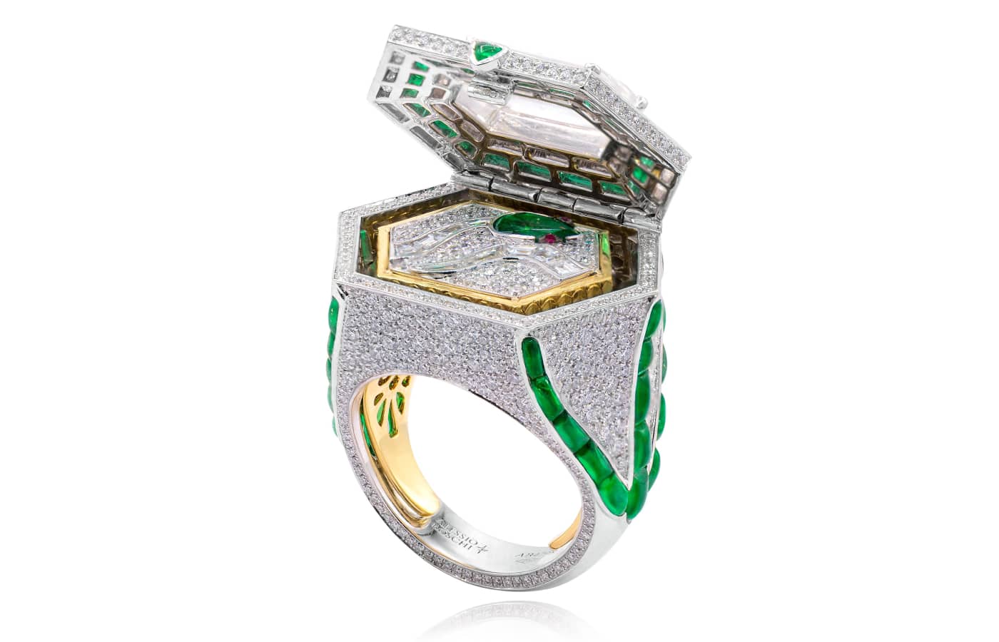  Open shot of the Alessio Boschi Medusa ring in gold, white gold, emerald and diamond