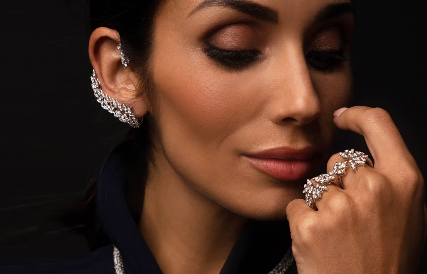  A model wears diamond jewellery from the Yasmeen collection by new Haute Jewels Geneva exhibitor for 2023, Casato