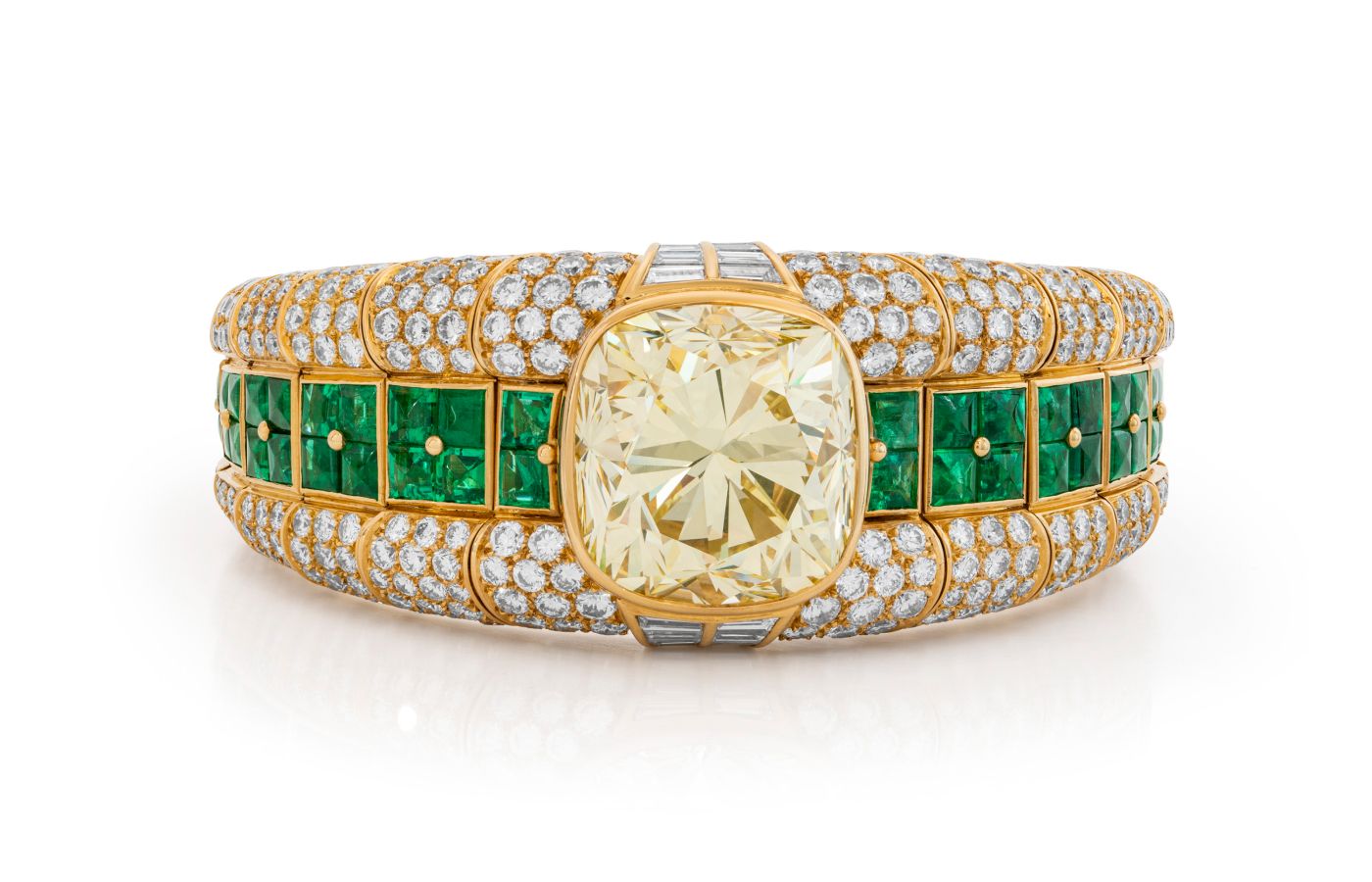   Bulgari yellow diamond and emerald bracelet (Lot 74) – Included in the Christie’s The World of Heidi Horten: Magnificent Jewels Part I auction