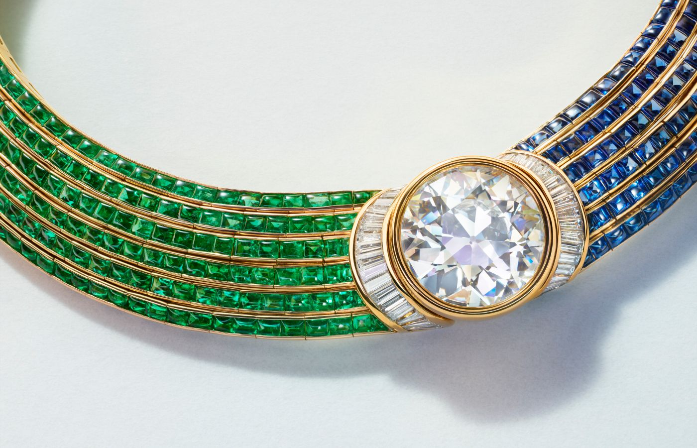  Bulgari sapphire and emerald necklace with a round brilliant-cut diamond centre (Lot 76) – Included in the Christie’s The World of Heidi Horten: Magnificent Jewels Part I auction
