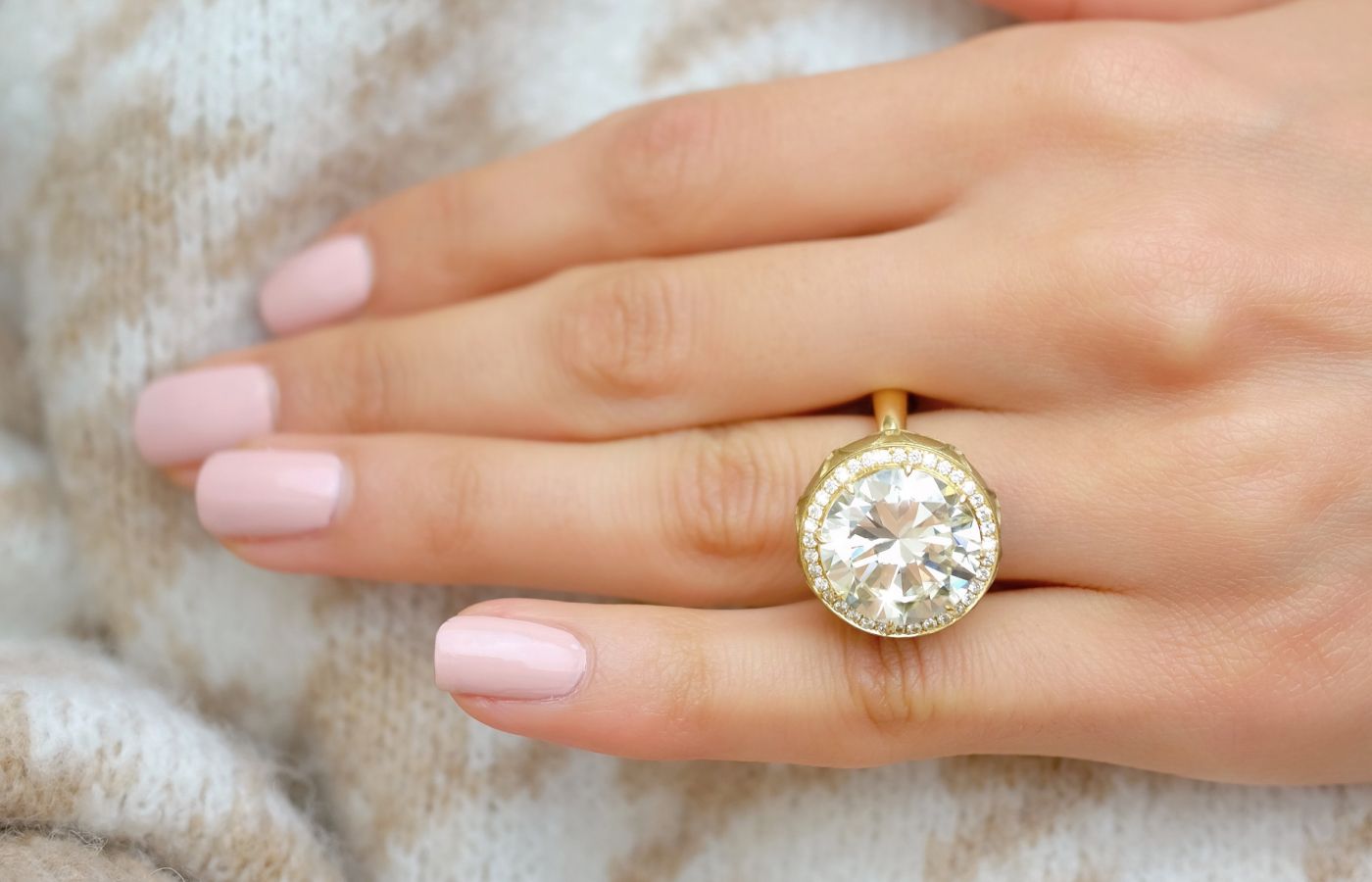 Sarah Ho Masterpiece Diamond ring in gold and diamond