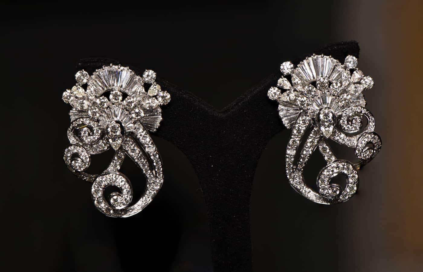  Jaipur Gems Mushroom Top diamond earrings with 15.58 carats of fancy-cut and round brilliant-cut diamonds