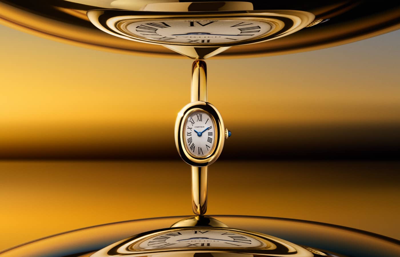 Cartier New Baignoire watch with oval dial in gold 