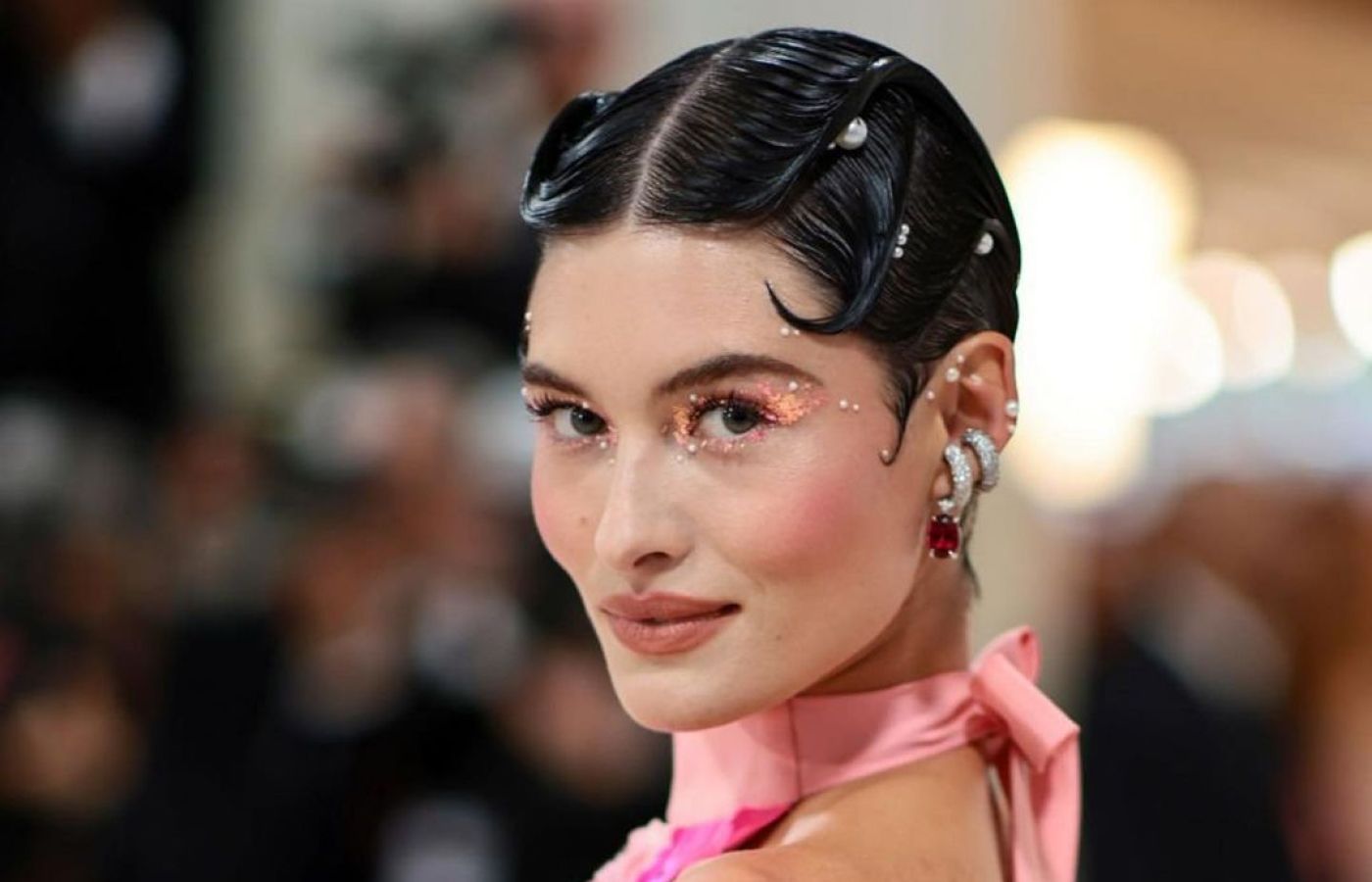  MET Gala attendee Grace Elizabeth in an Ana Khouri diamond and ruby earring