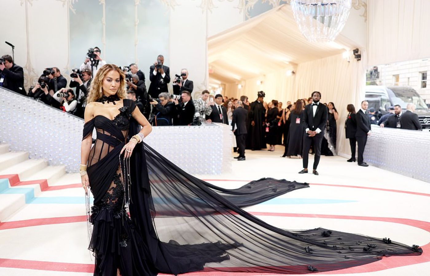 MET Gala attendee Rita Ora in Buccellati cuffs
