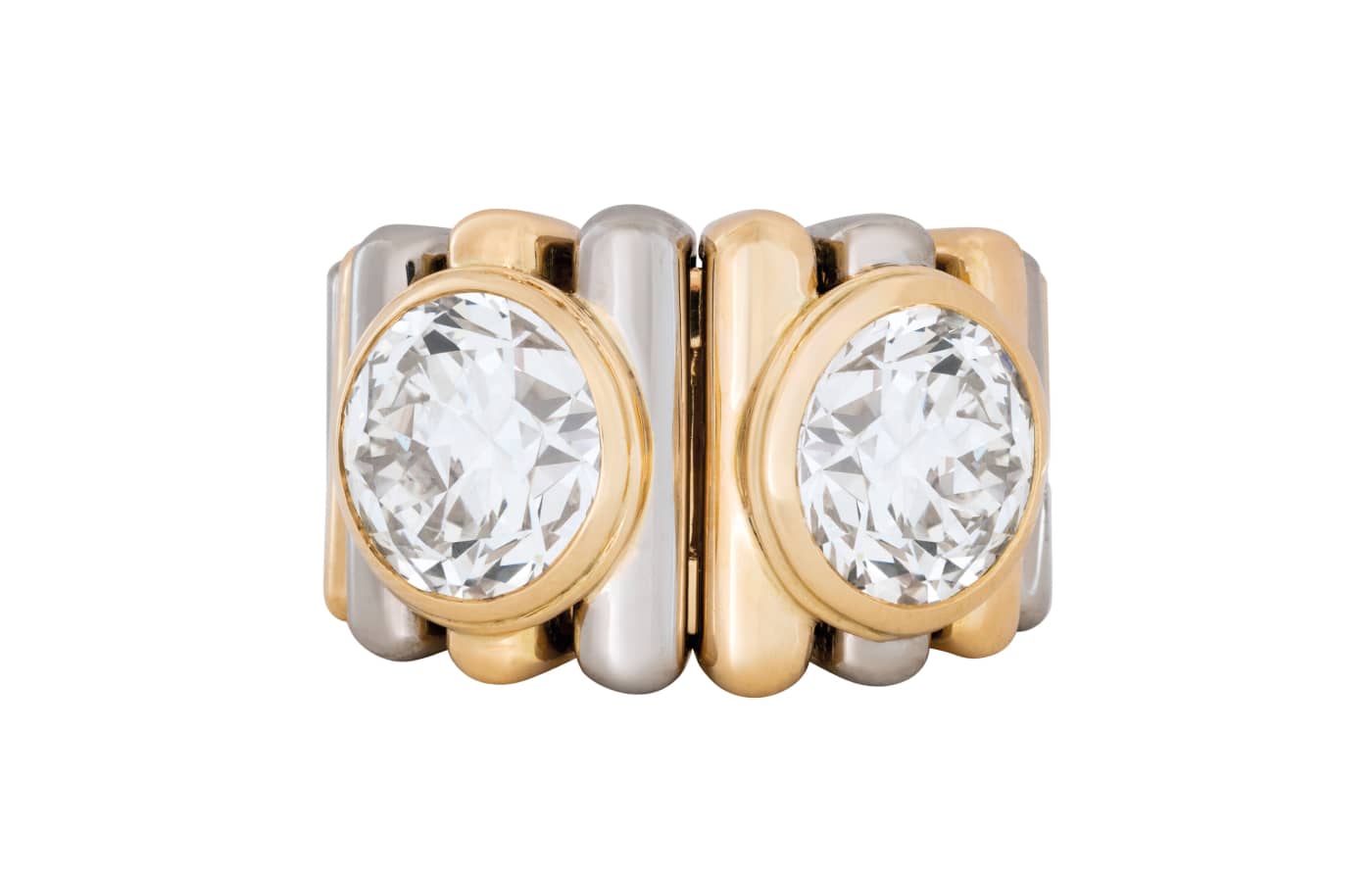  This JAR diamond ring, which is due to be sold by Christie's, is dated to 1978