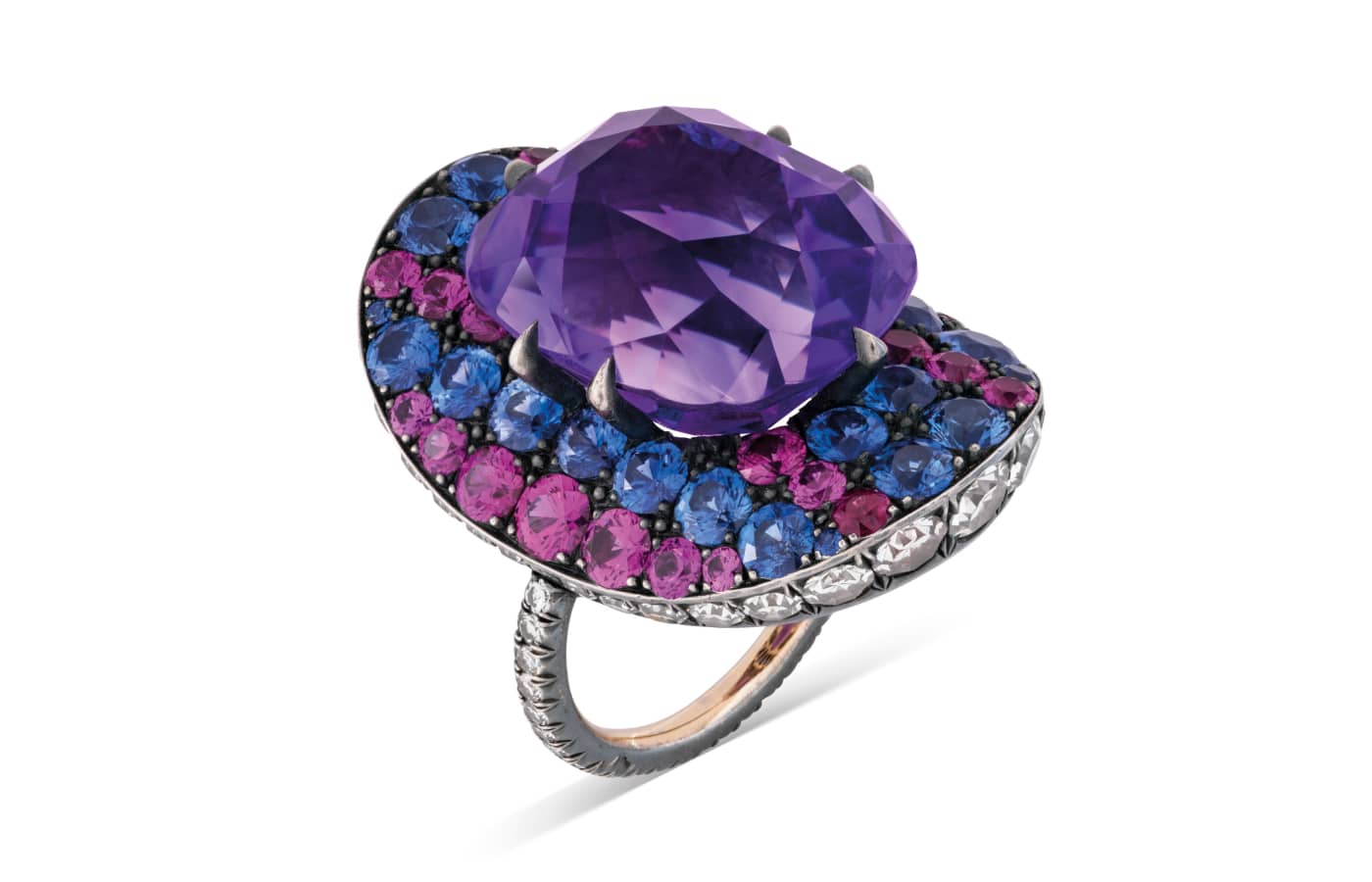  JAR amethyst, sapphire and ruby 'Bonnet' ring with cushion-shaped amethyst, round sapphires, rubies and diamonds in 18k gold, due to be sold at the Christie’s Magnificent Jewels auction on 17 May 2023