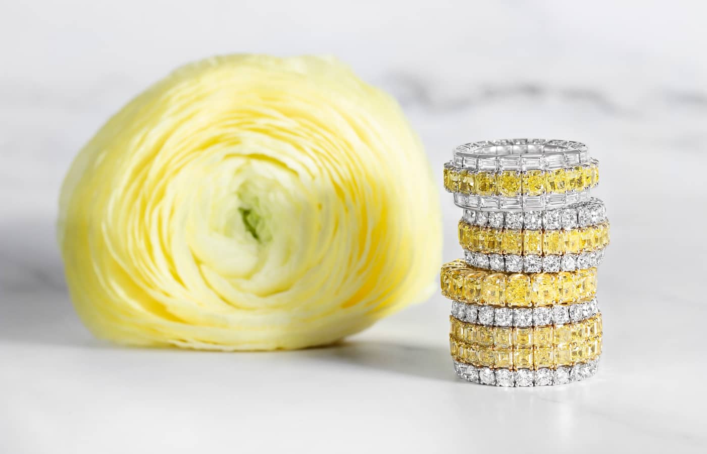  PICCHIOTI Xpandable™ stackable  bracelets in white gold, sapphire and diamond