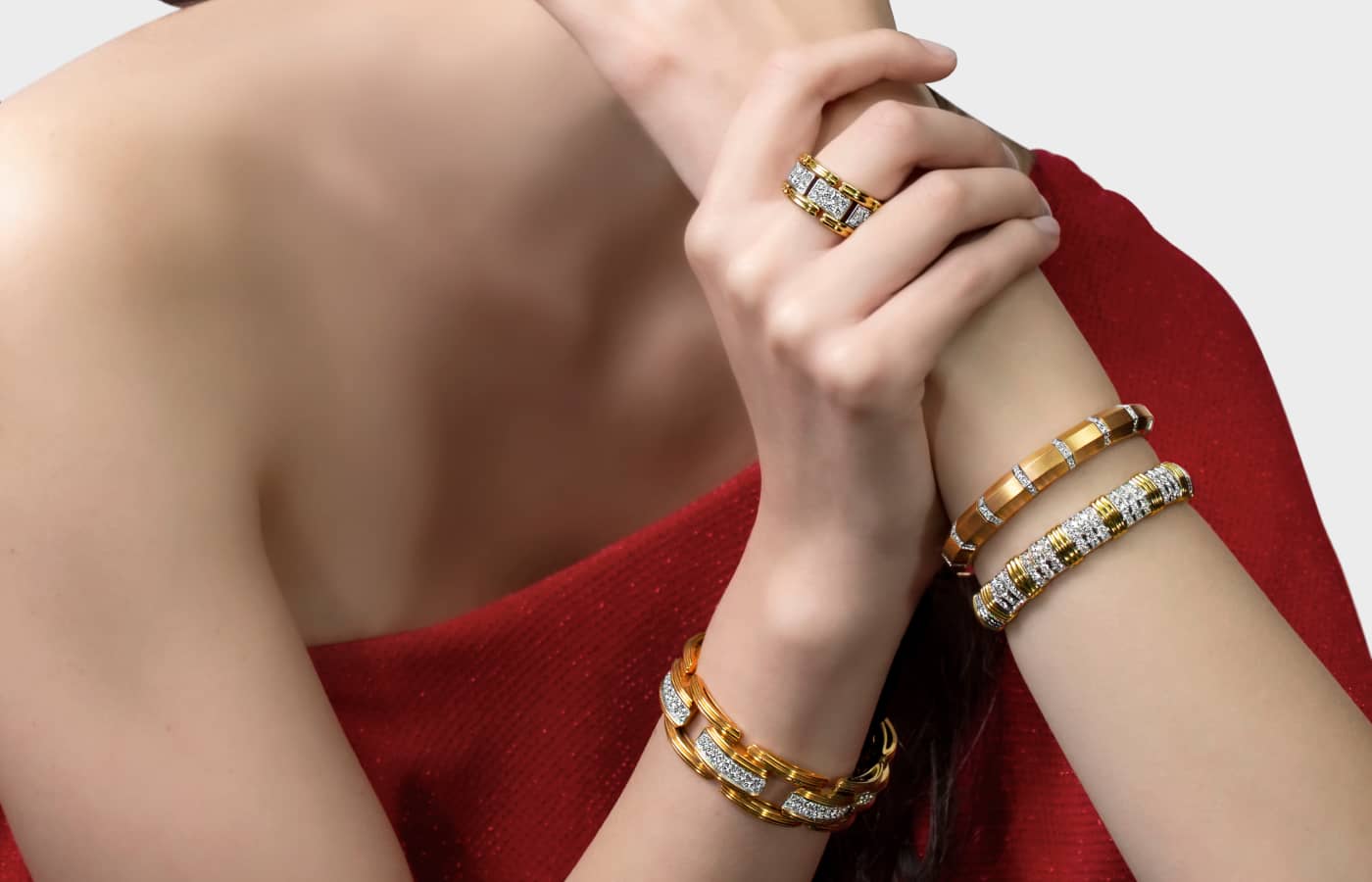  Model wearing PICCHIOTTI Xpandable™ Gold Accent pieces