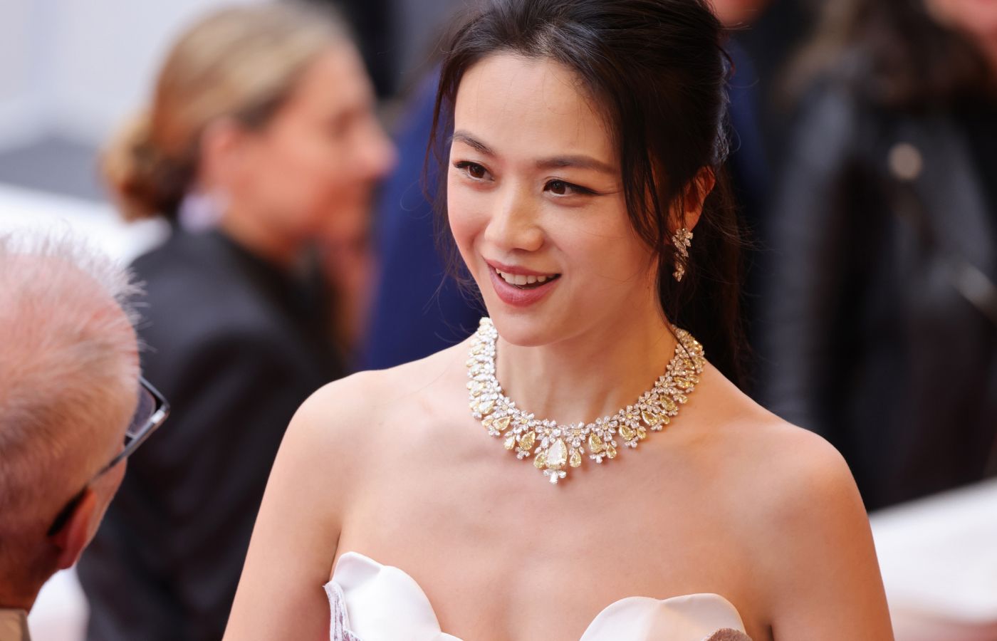 Tang Wei wearing Chopard High Jewellery necklace in white gold and diamonds