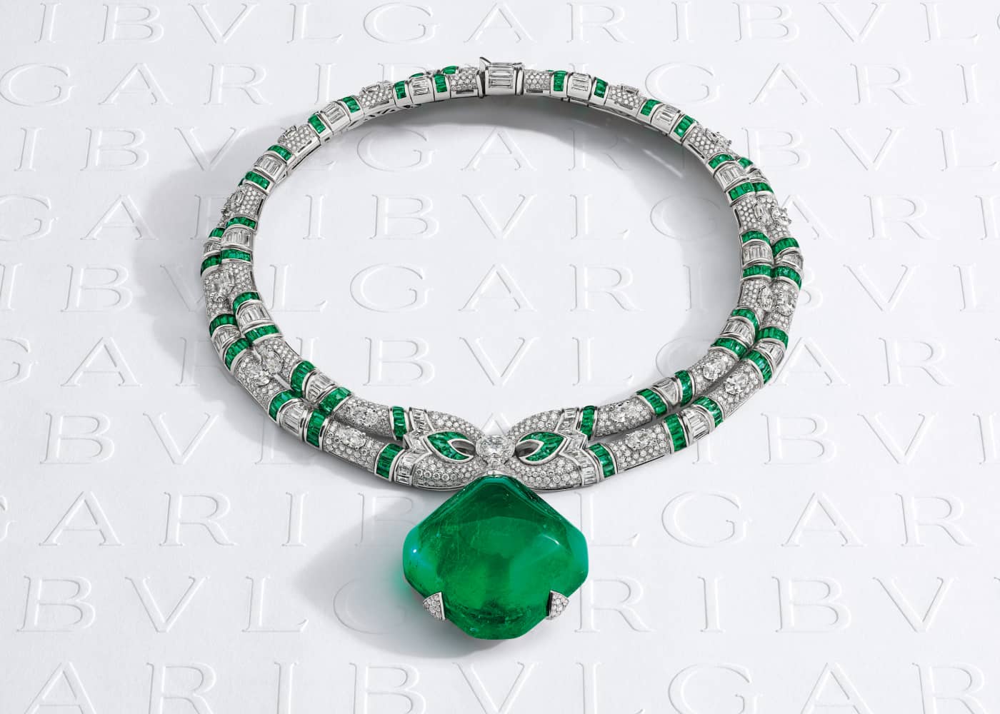 The Muse of Rome necklace with a 218.53 carat emerald from the Roman Splendor chapter of the Bulgari Mediterranea High Jewellery Collection