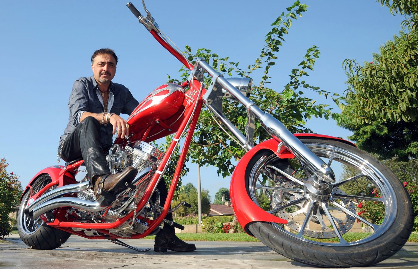  Jewellery designer Victor Velyan