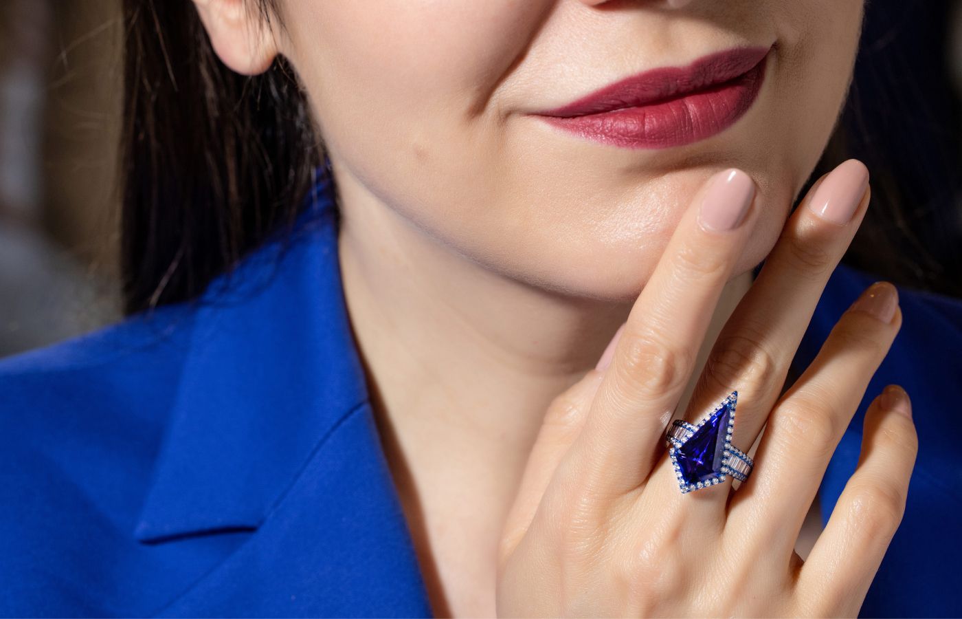  Nigaam ring in blue rhodium, tanzanite and diamond