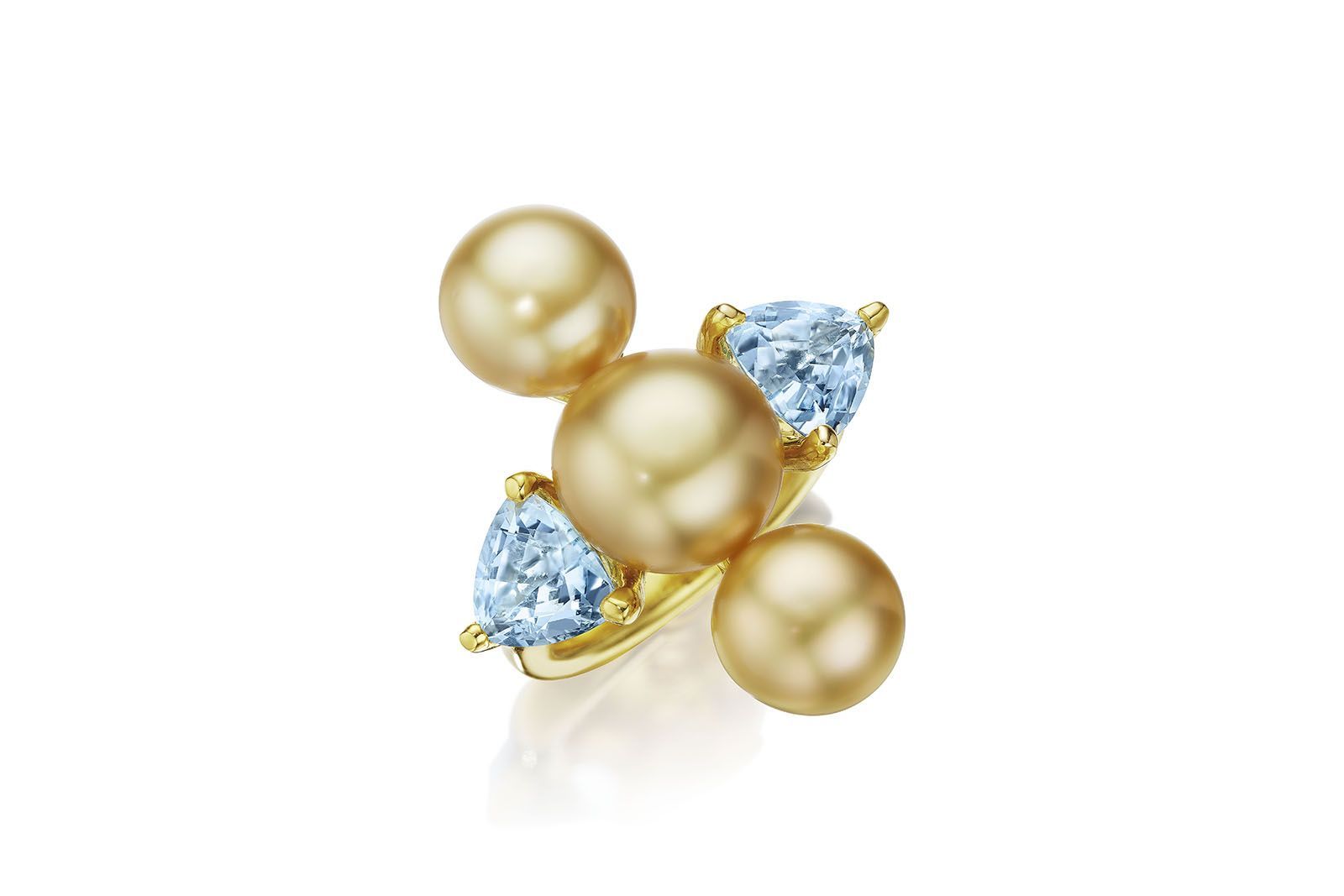  Assael ring with a 2.70 carat aquamarine and golden Keshi South Sea pearls in 22k yellow gold 