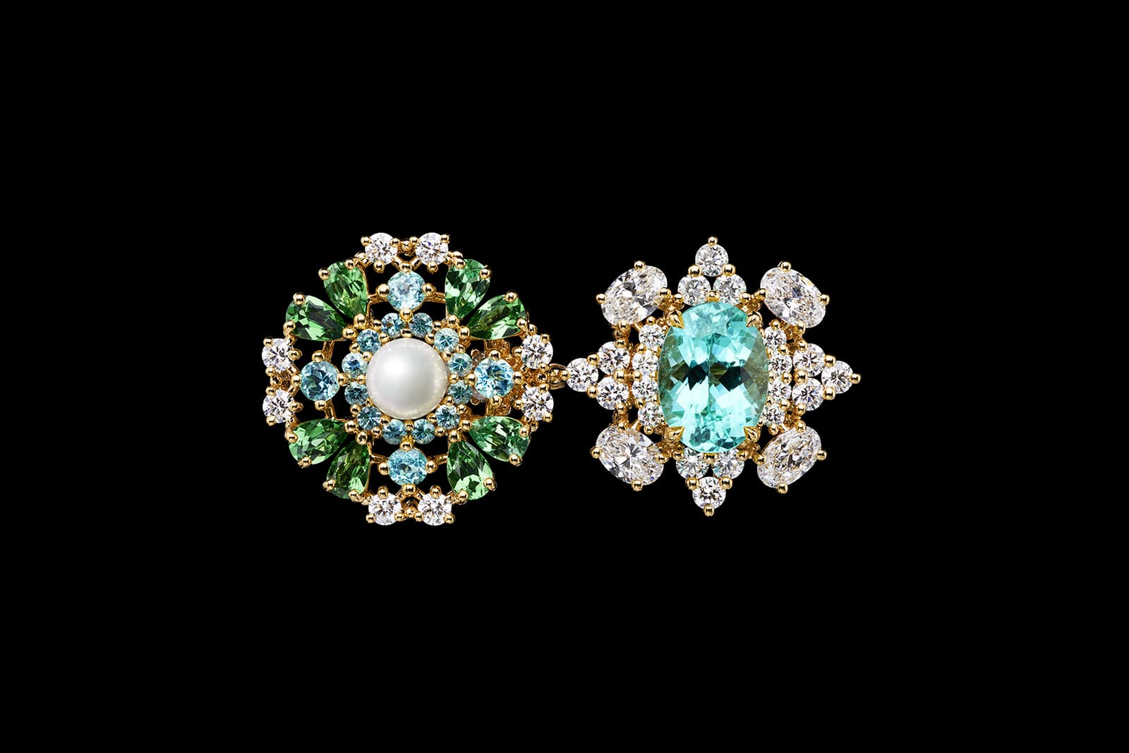  Dior Joaillerie High Jewellery ring in yellow gold, diamonds, Paraiba-type tourmalines, tsavorite garnets and white pearls from the Les Jardins de la Couture High Jewellery collection