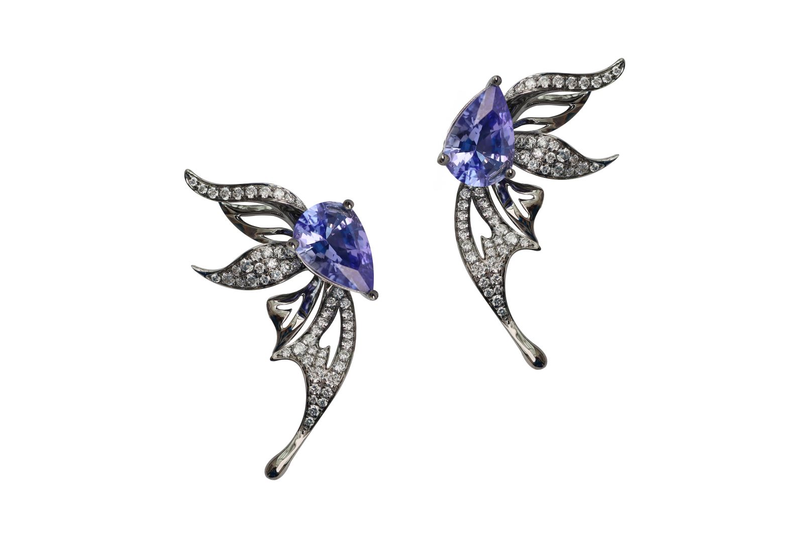  Simone Jewels Tattoo Beautiful Life earrings in black gold, tanzanite and diamond