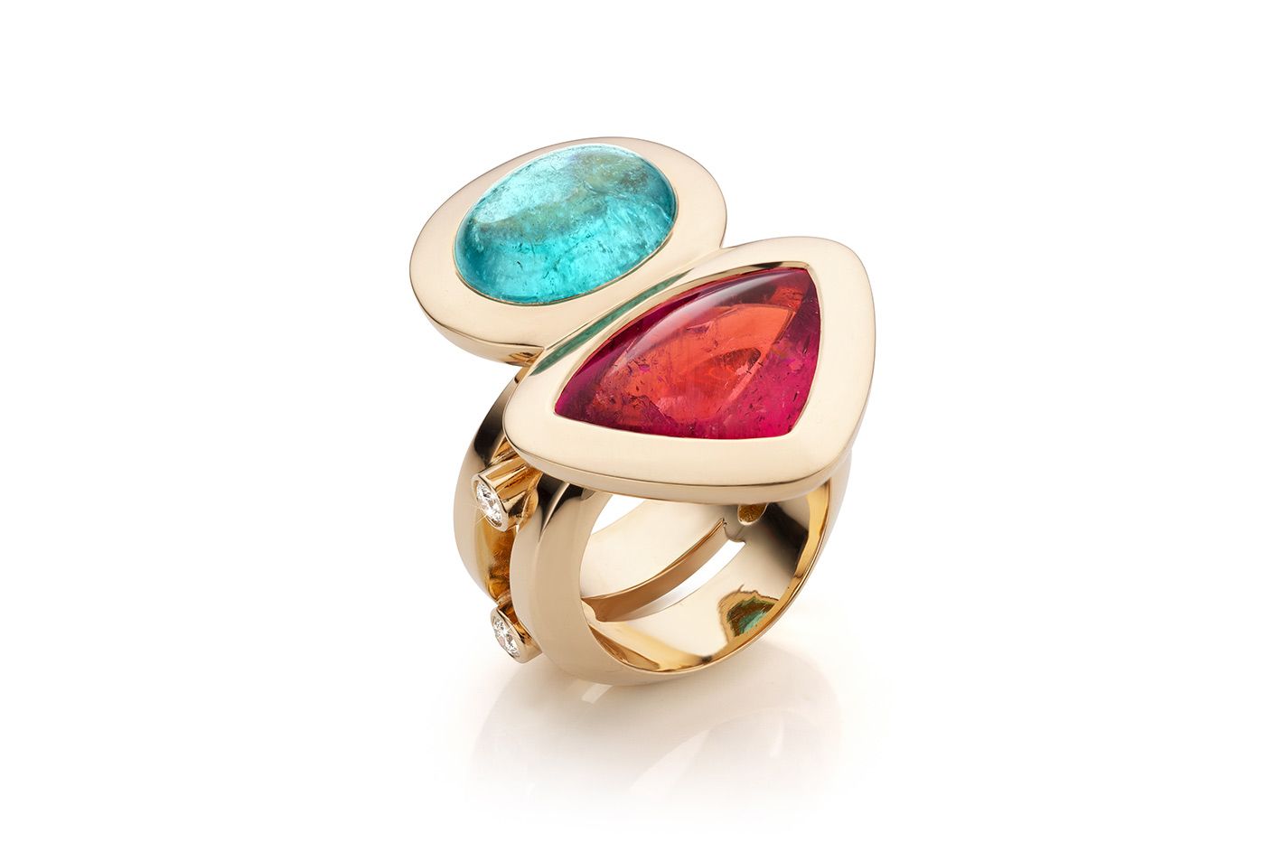 Jochen Leen ring in gold, Paraiba tourmaline and pezzottaite