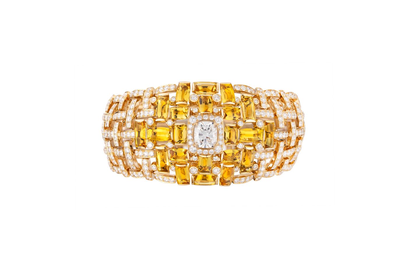 Chanel Tweed Byzance bracelet with a cushion-cut diamond of 2.07 carats (flawless D-colour, Type IIa), diamonds and beryls in yellow gold, from the Tweed Soleil set of the Tweed de Chanel High Jewellery Collection