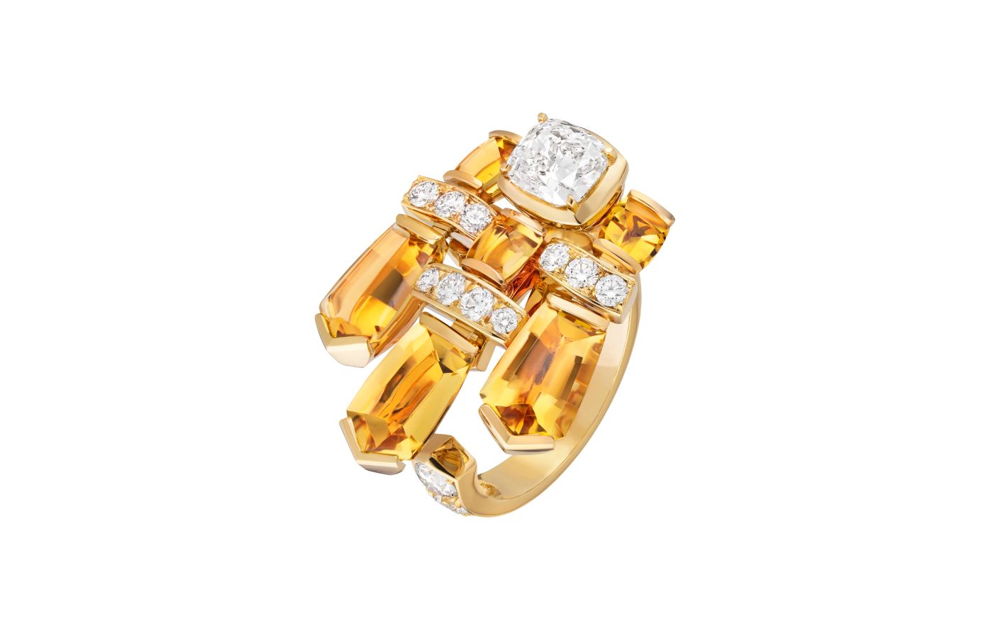 Chanel Tweed Byzance ring with a featured cushion-cut diamond, further diamonds and beryls in yellow gold, from the Tweed Soleil set of the Tweed de Chanel High Jewellery Collection