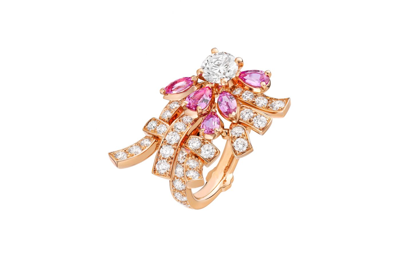  Chanel Tweed Poudré ring with diamonds and pink sapphires in pink gold, from the Tweed Camélia set of the Tweed de Chanel High Jewellery Collection