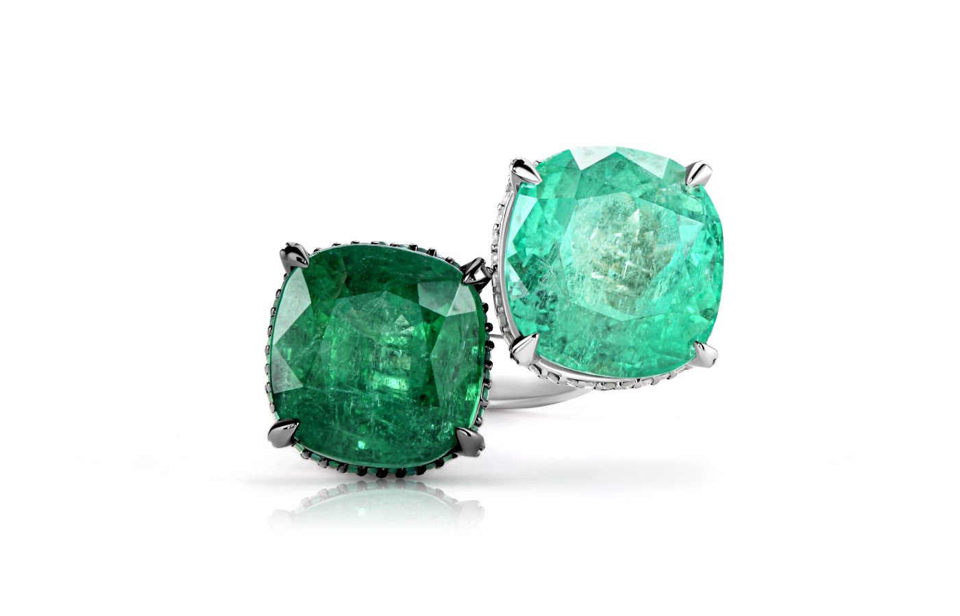 Parure Atelier High Jewellery ring featuring a 10.84-ct Colombian emerald and a 10.24-ct Zambian emerald 
