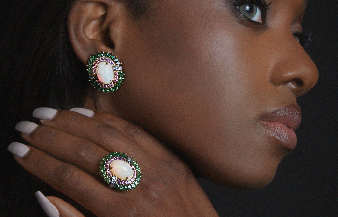  Sunita Nahata Ethiopian opal earrings and a matching ring with rainbow gemstones 