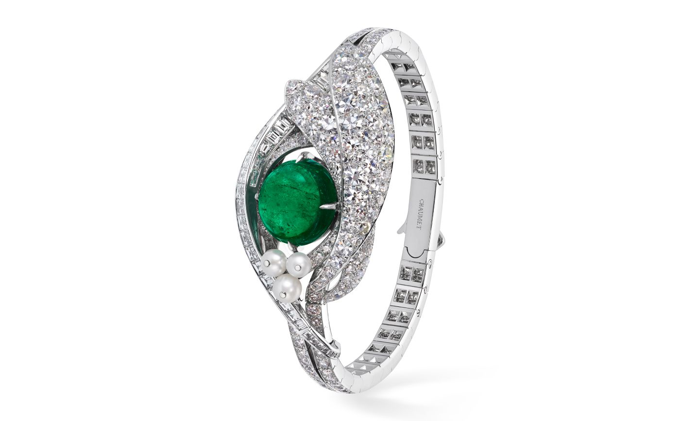 Chaumet Gui bracelet in white gold, platinum, a 10.53-ct cabochon emerald and diamond from Le Jardin de Chaumet High Jewellery collection
