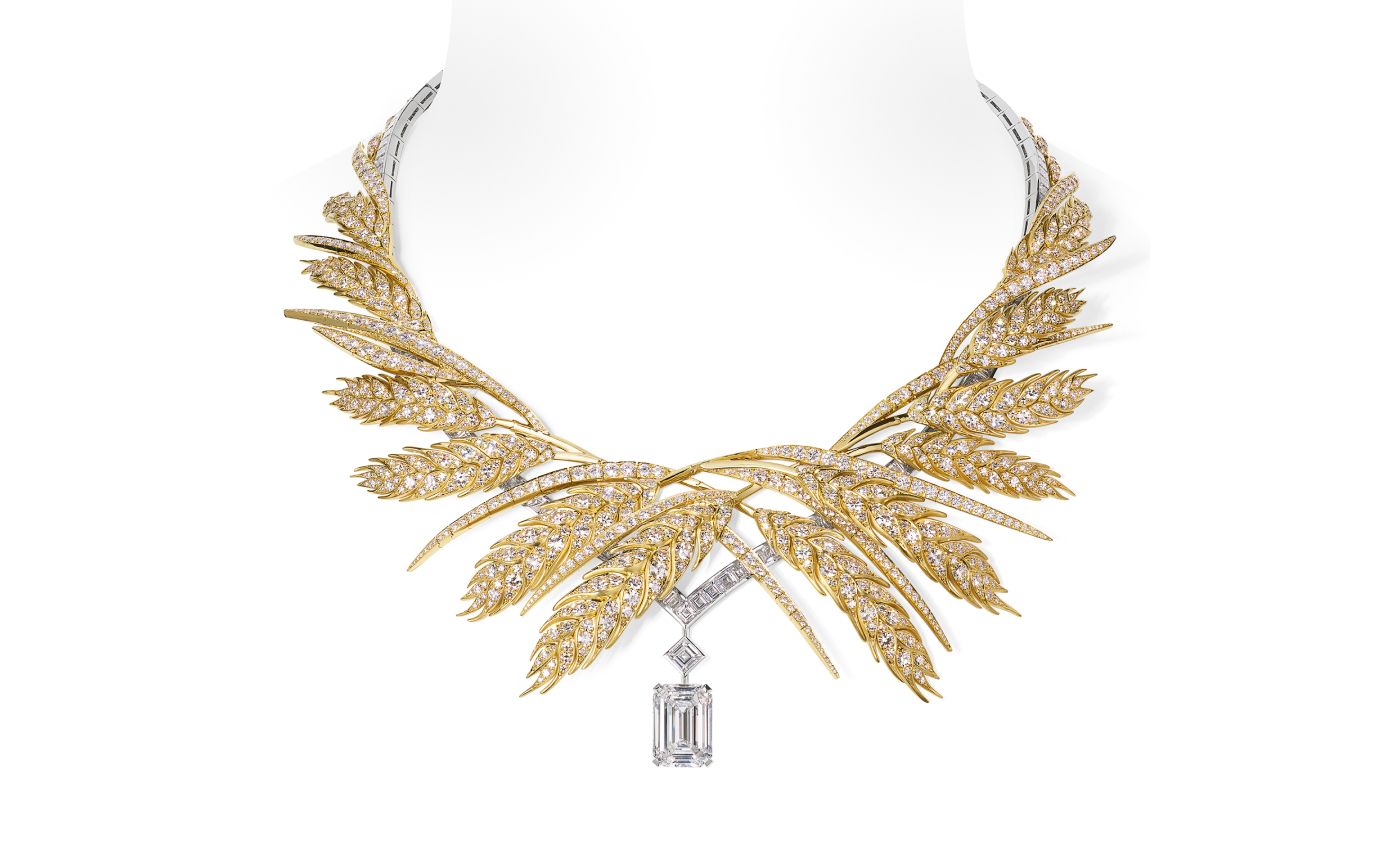 Chaumet Blé transformable necklace in gold, platinum, a 10.25.ct emerald-cut diamond and diamonds from Le Jardin de Chaumet High Jewellery collection