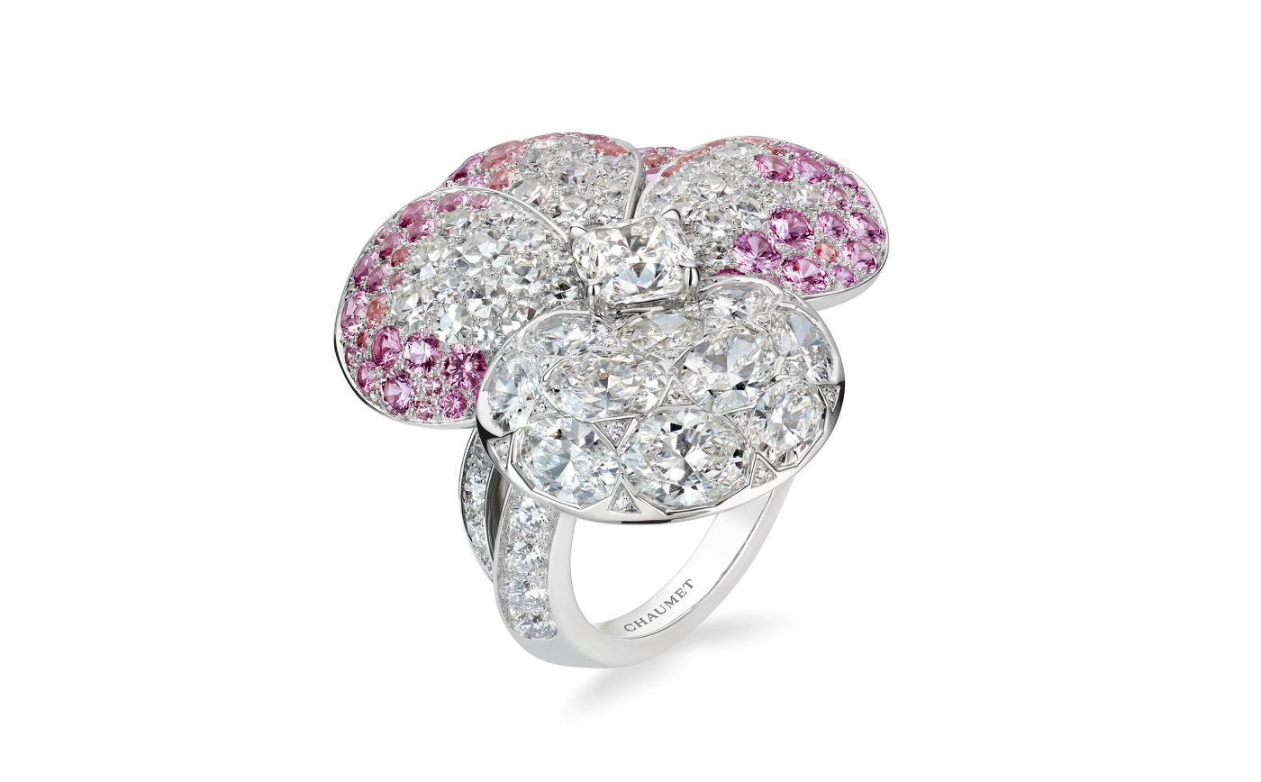   Chaumet Fleur de Pensée ring in white gold, pink sapphire and diamond from Le Jardin de Chaumet High Jewellery collection