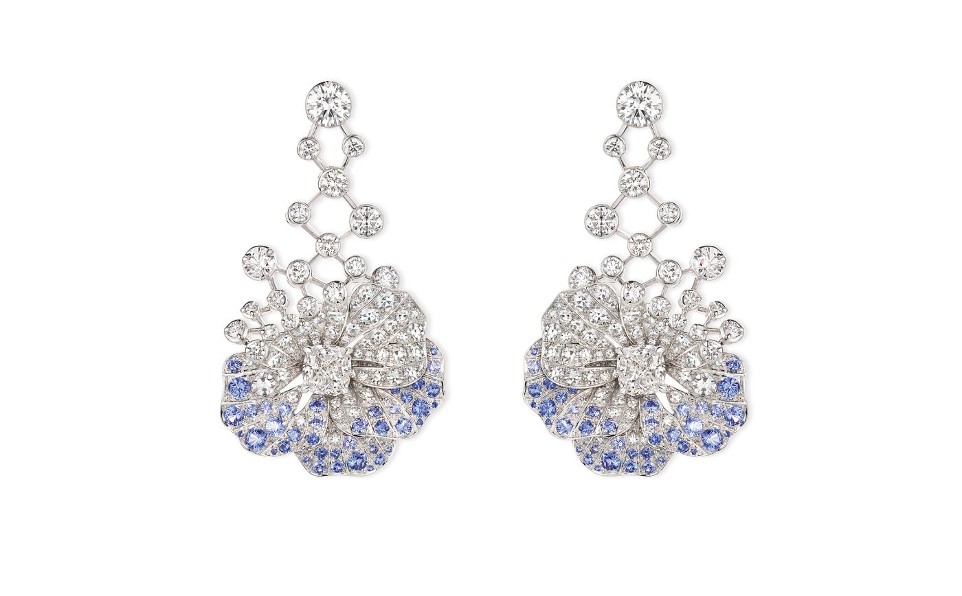   Chaumet Fleur de Pensée earrings in white gold, sapphire, yellow diamonds and white diamonds from Le Jardin de Chaumet High Jewellery collection