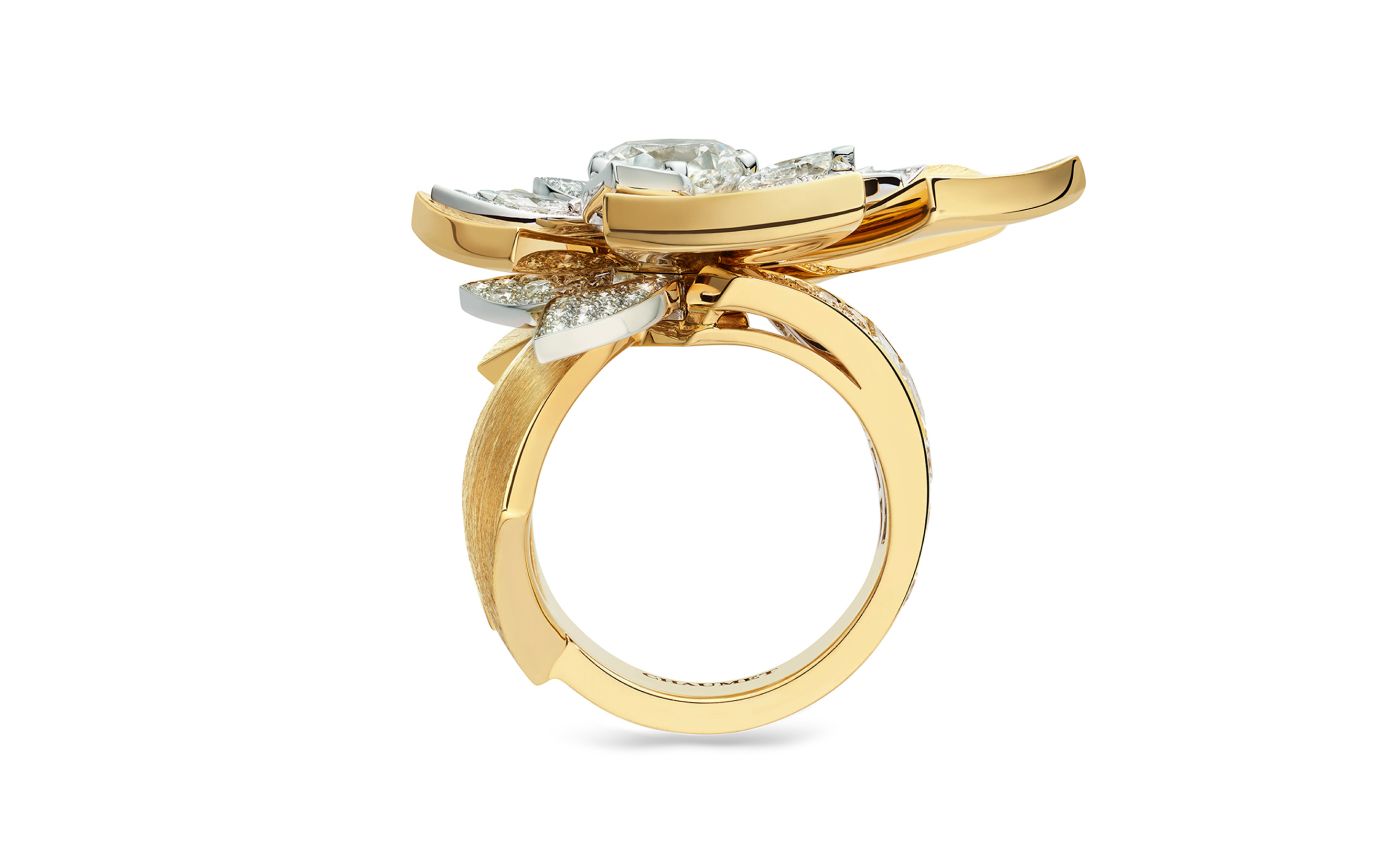 Chaumet Magnolia ring in gold, white gold and diamond from Le Jardin de Chaumet High Jewellery collection