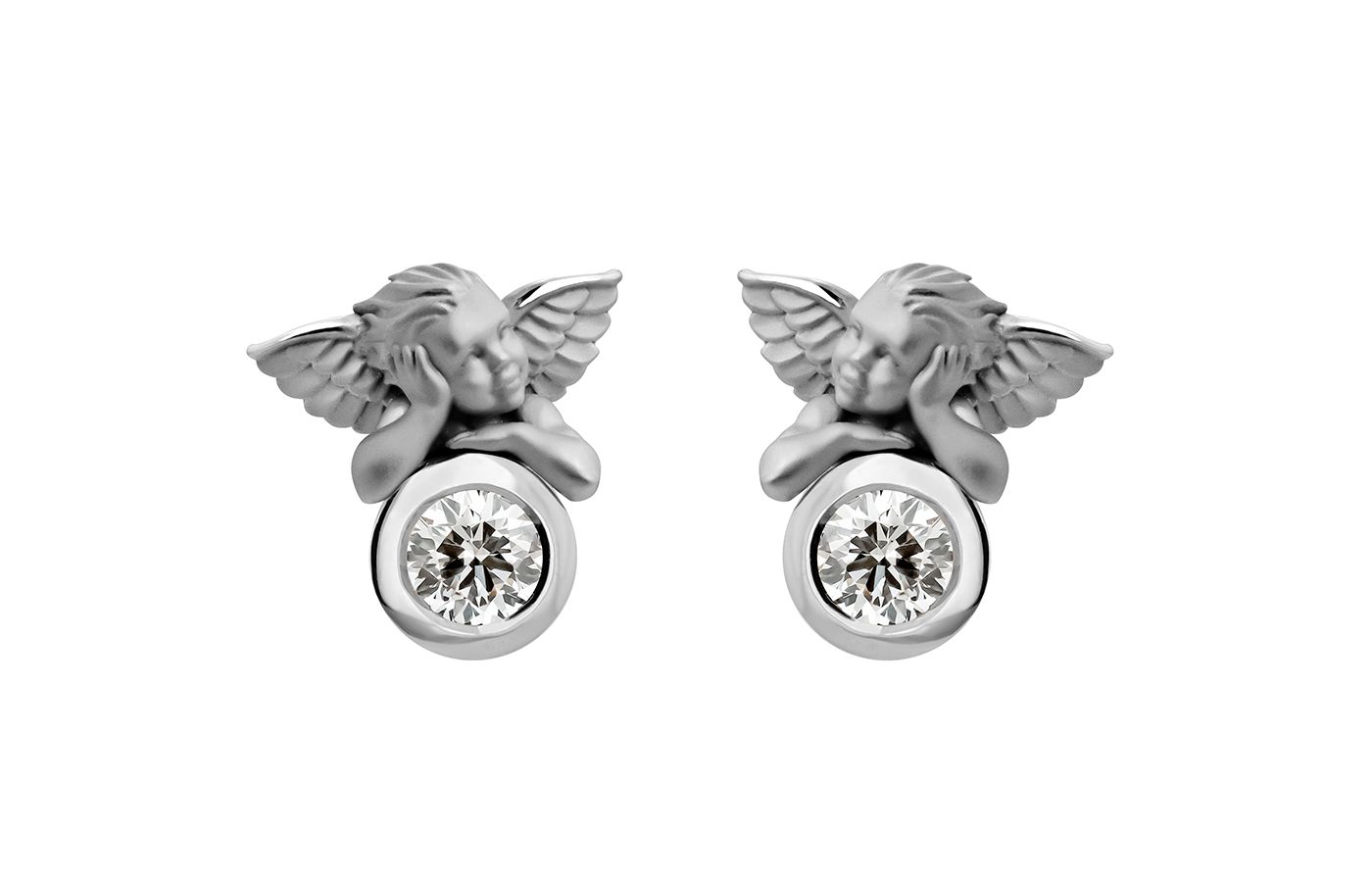  Carrera y Carrera bezel-set round brilliant-cut diamond earrings with 18k white gold cherubs from the My Angel collection