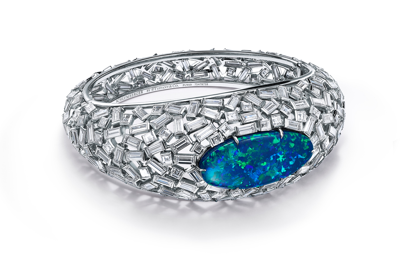  Tiffany & Co. Out Of The Blue Shell high jewellery bracelet in platinum, black opal and diamond from the Blue Book 2023 collection 