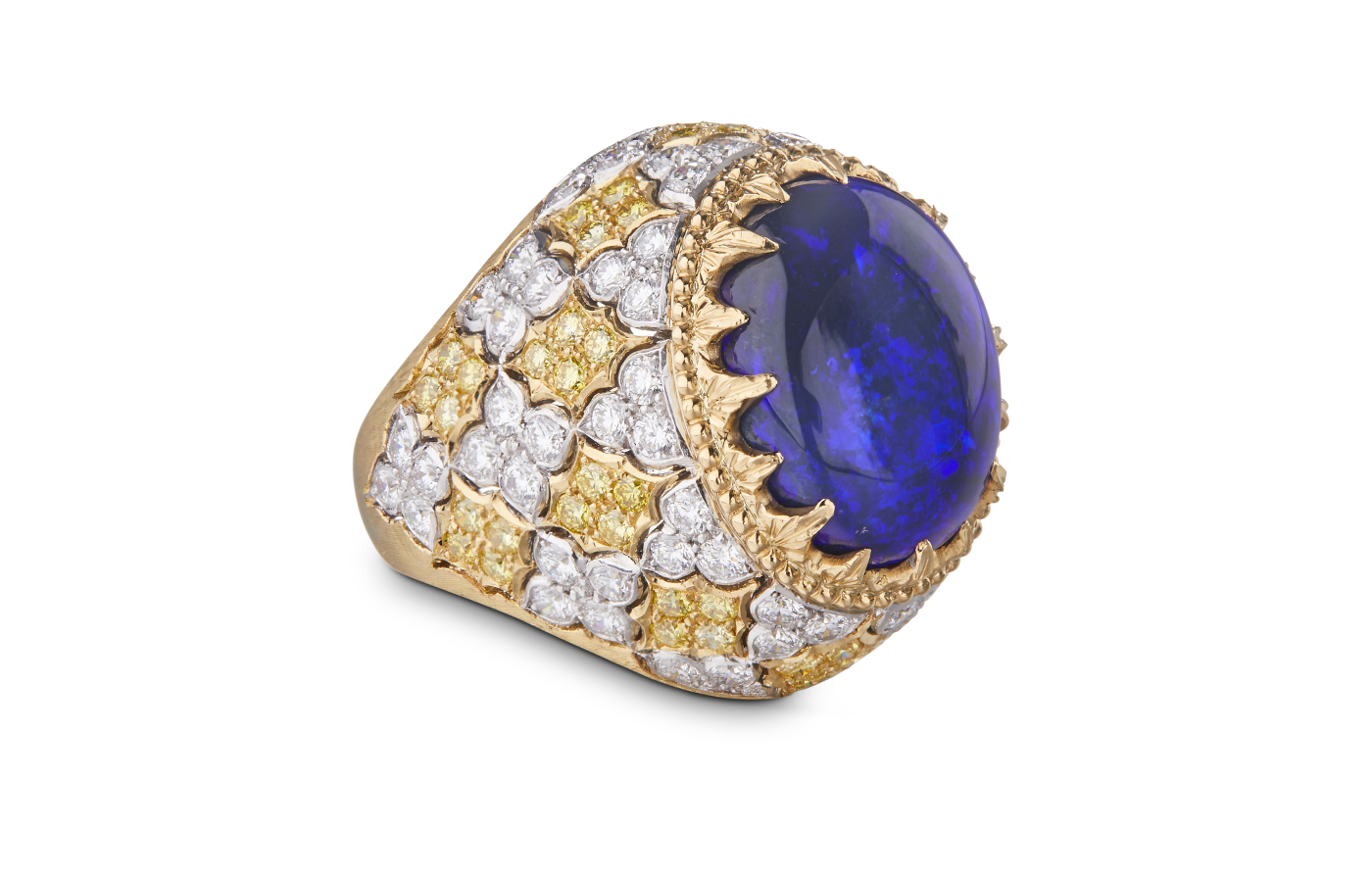 Buccellati Pagoda-like openwork scalar high jewellery ring in gold, white gold, featuring a 9.14-ct opal and diamonds from the Mosaico collection