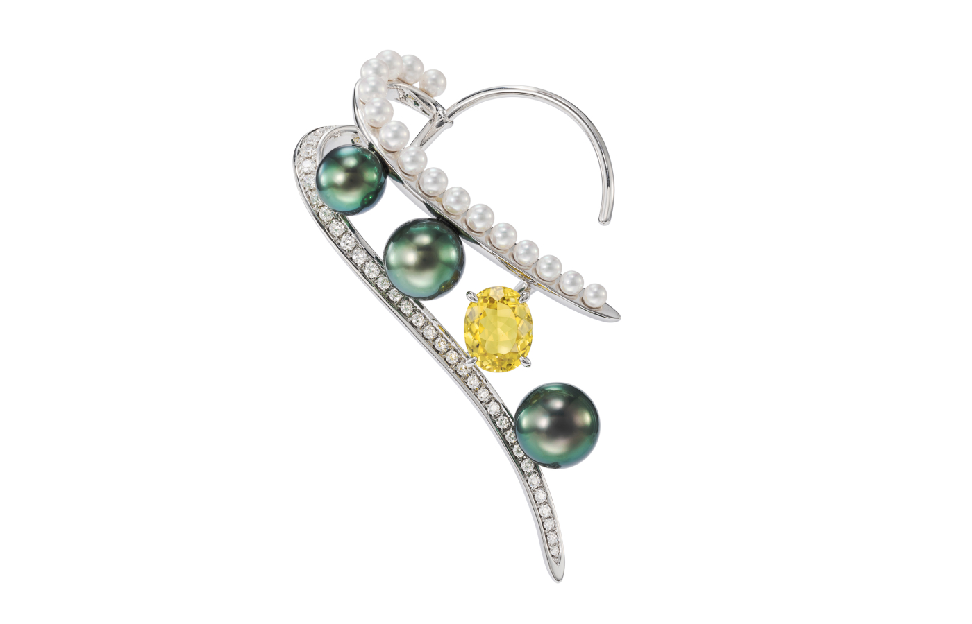  Tasaki Ocean Light ear-cuff with Akoya pearls, black South Sea pearls, yellow tourmaline and round brilliant-cut diamonds, from the Atelier 6 Nature Spectacle High Jewellery collection