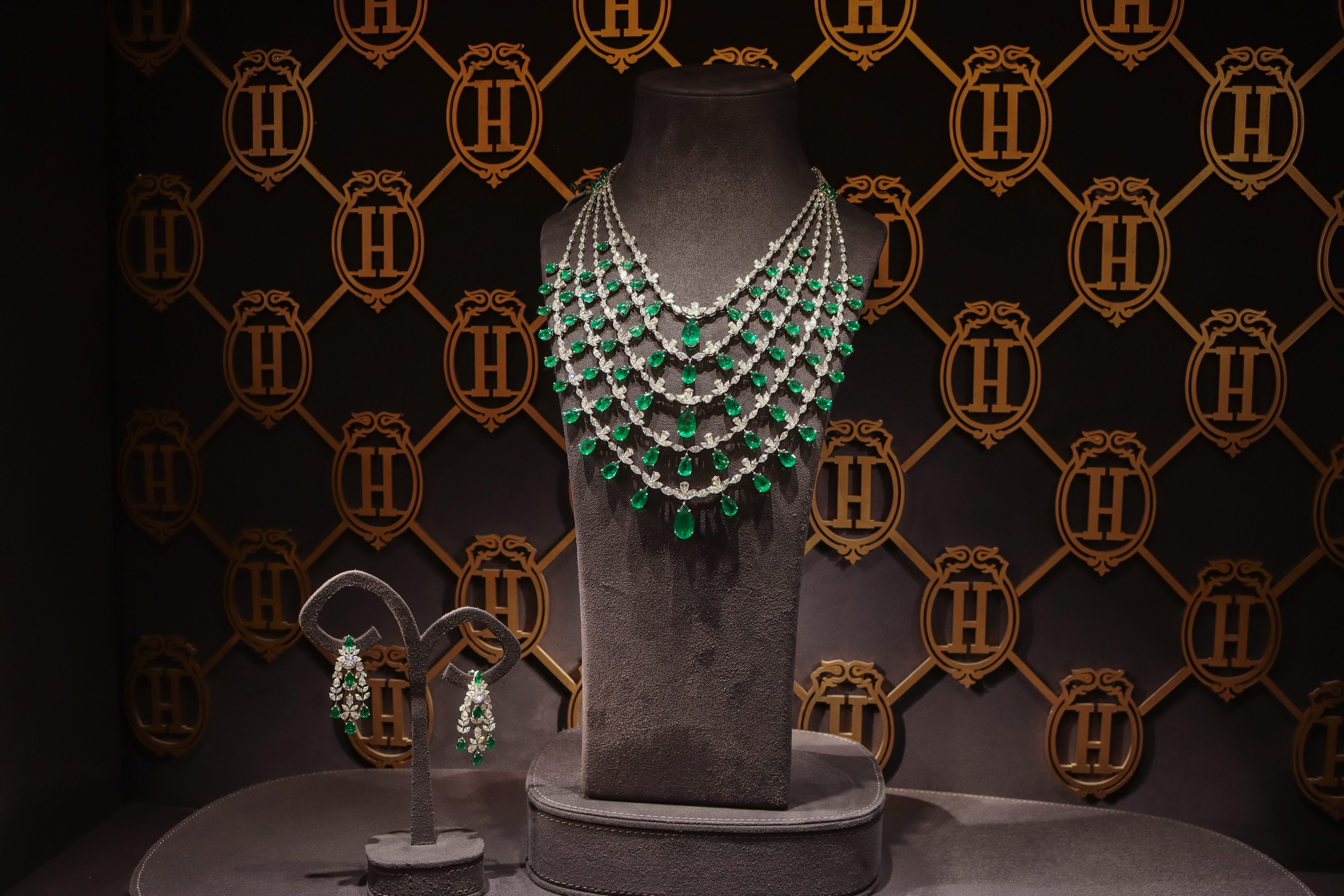  A sensational pear-shaped emerald and diamond necklace at the Hazoorilal Legacy boutique in New Delhi
