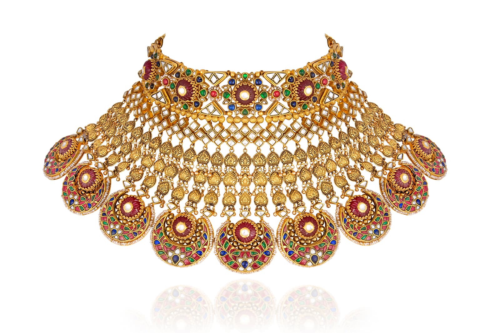  A striking necklace by Hazoorilal Legacy