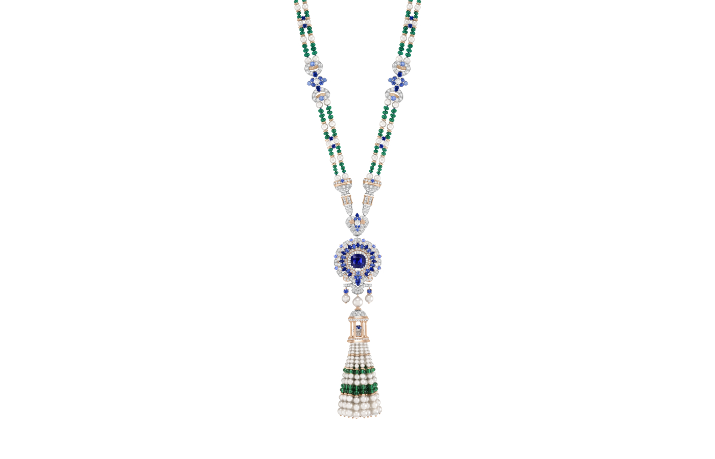 Van Cleef & Arpels Diana transformable long necklace with a cushion-cut sapphire of 8.55 carats from the Rome set of the Le Grand Tour High Jewellery collection 