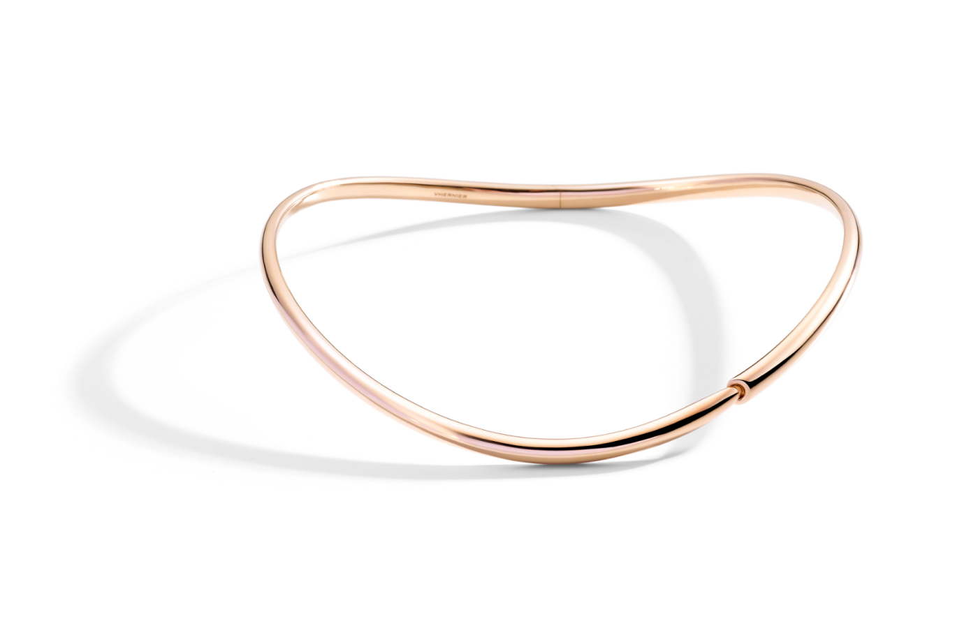  Vhernier Calla necklace in gold