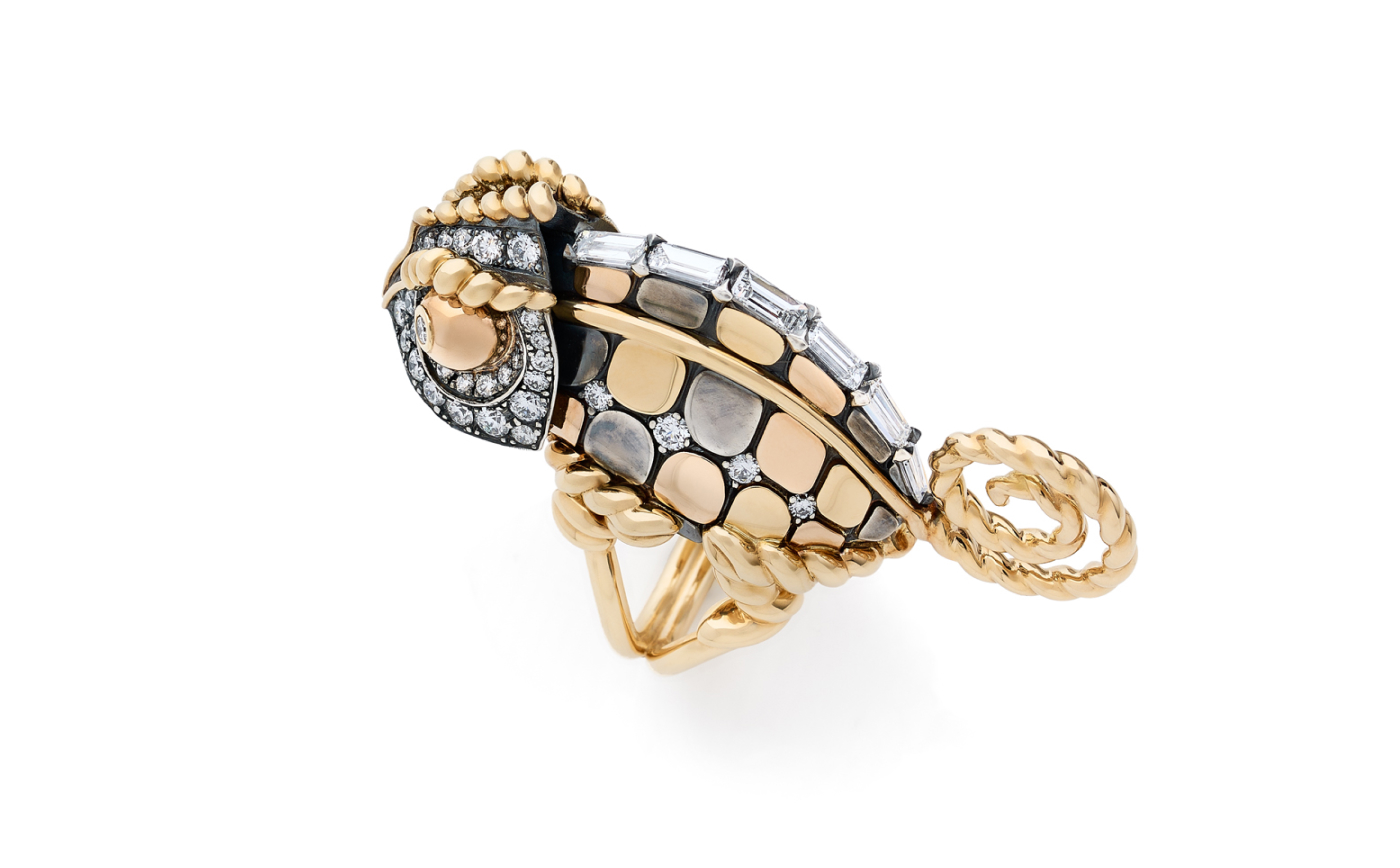  Chameleon ring in rose, yellow gold and silver from Magica Naturae collection by Elie Top