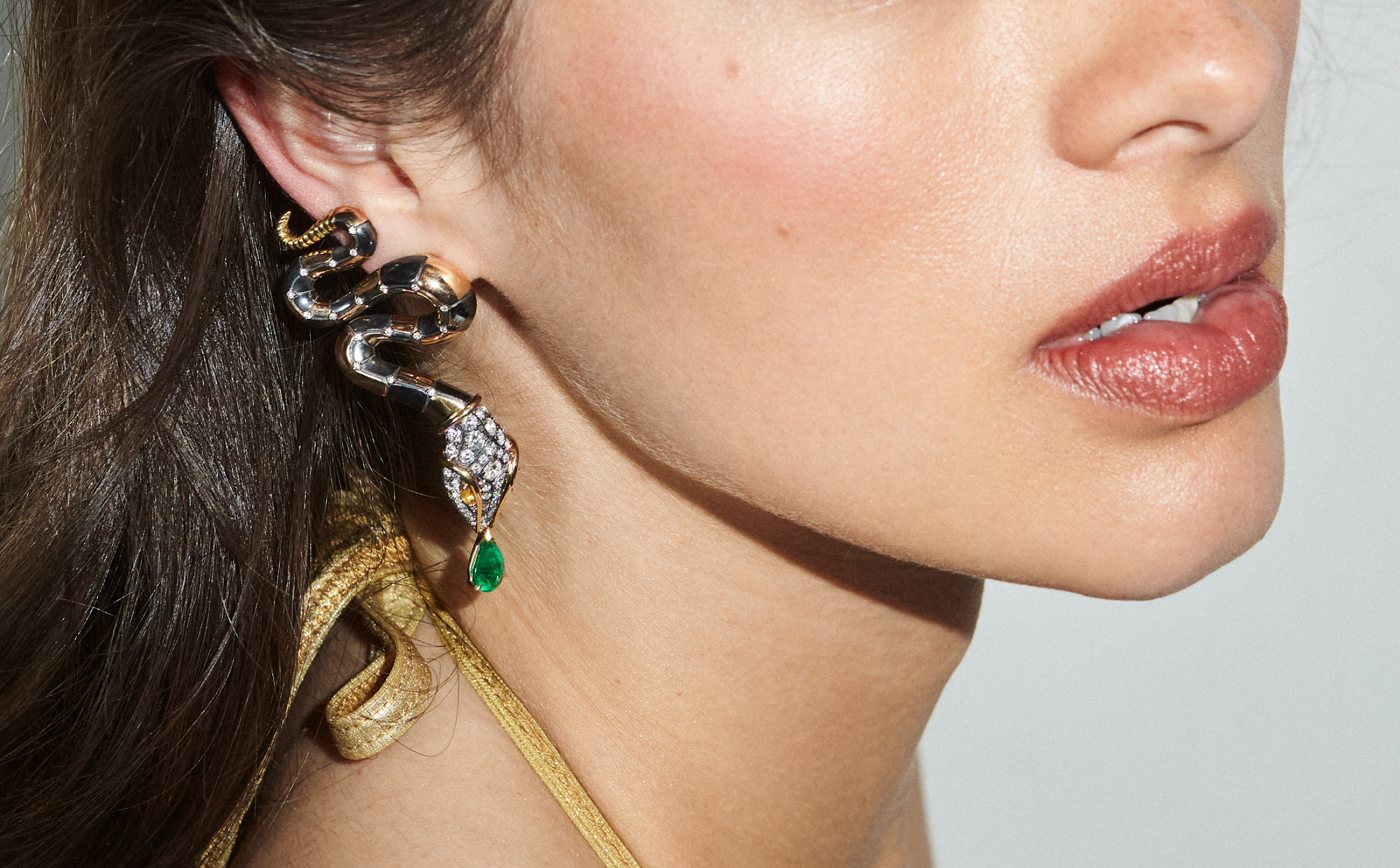 Elie Top emerald and diamond Snake earrings