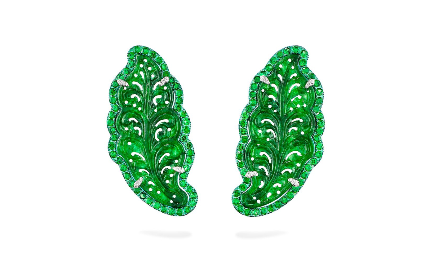  Fabio Salini earrings in gold, titanium, tsavorite, leaves engraved jade and diamonds 