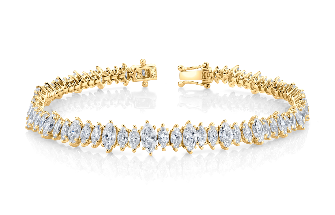  Marquise-shaped diamond-set tennis bracelet in 18k yellow gold by Anita Ko 