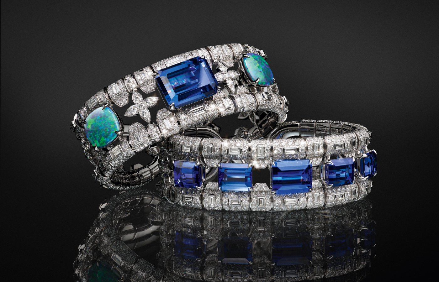 Louis Vuitton Bones bracelet in white gold, platinum, one emerald-cut tanzanite of 19.64-cts, five emerald-cut tanzanites for 22.40-cts, opal, and diamond from the Deep Time high jewellery collection