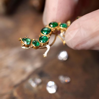 A Colombian emerald, diamond and enamel Salamander brooch